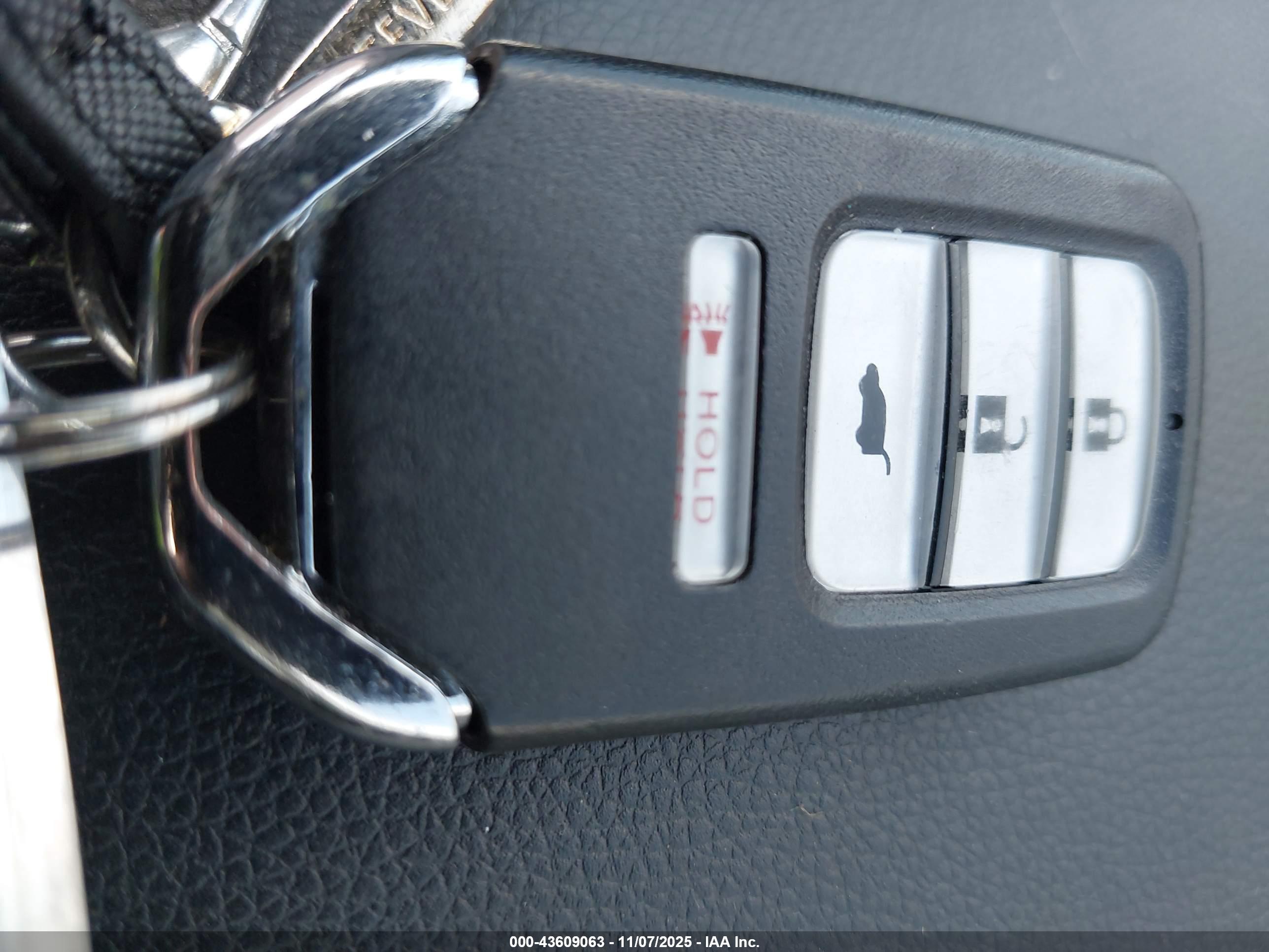 HONDA FIT image 11