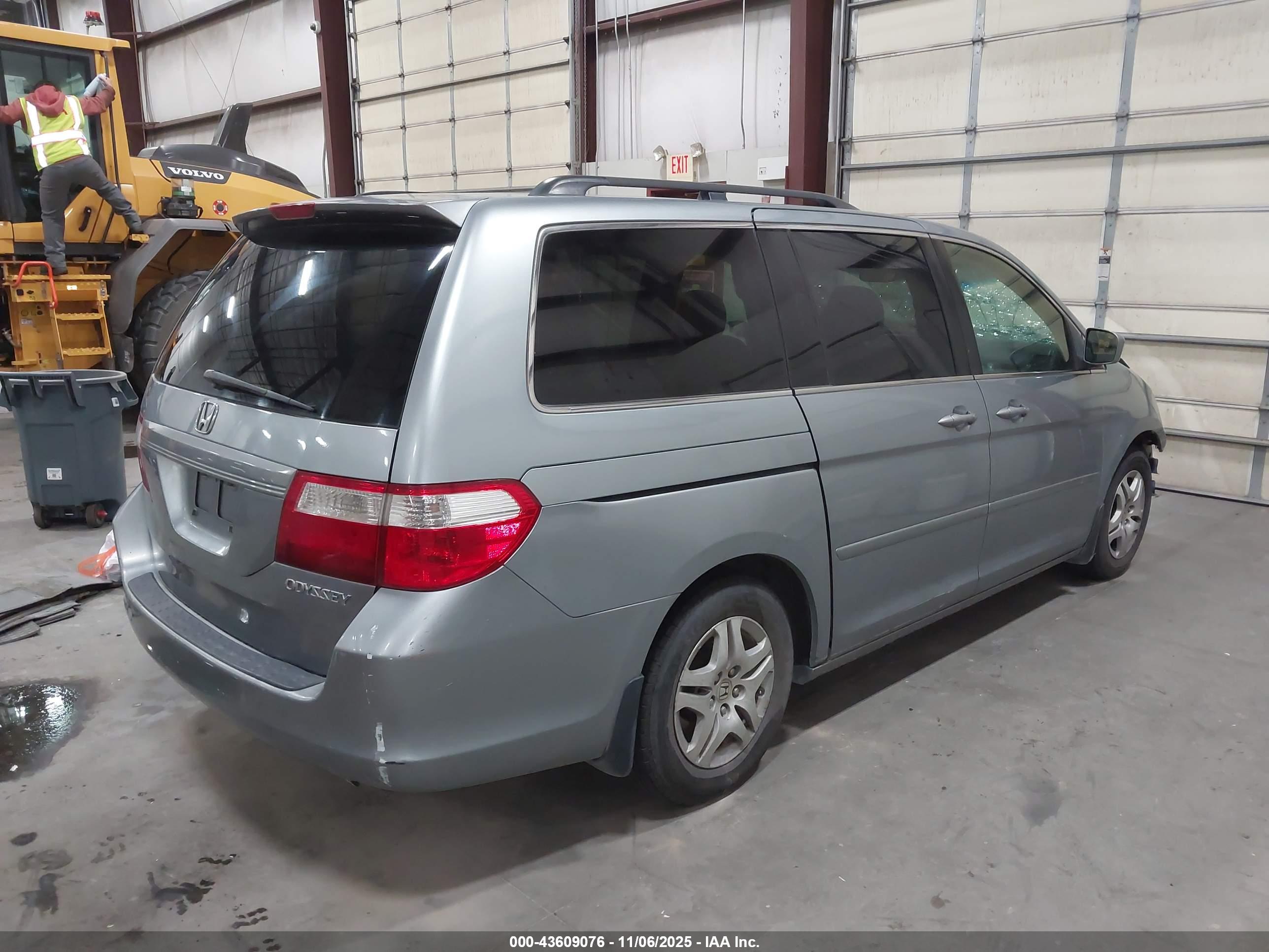 HONDA ODYSSEY image 4