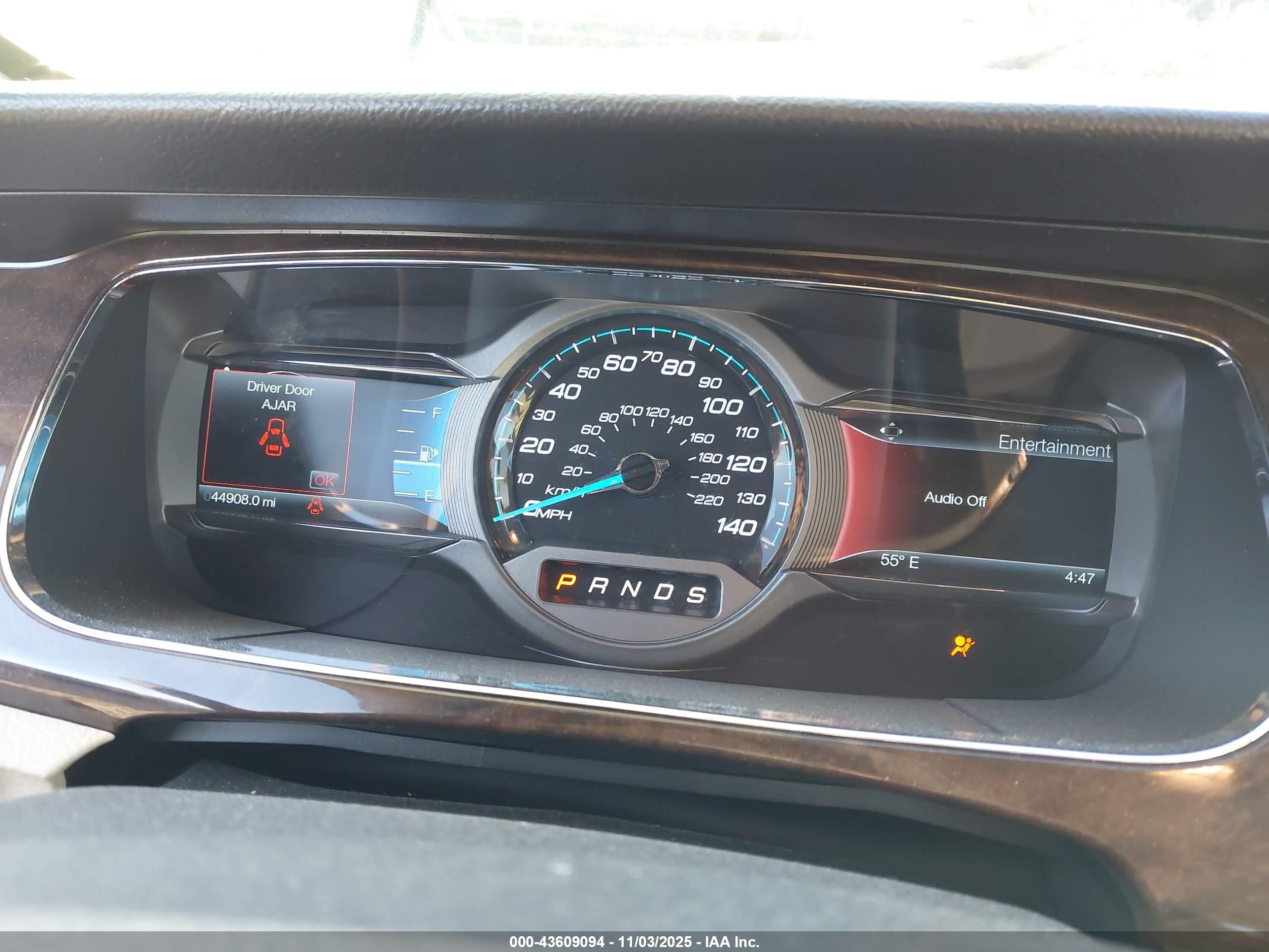 FORD TAURUS image 7