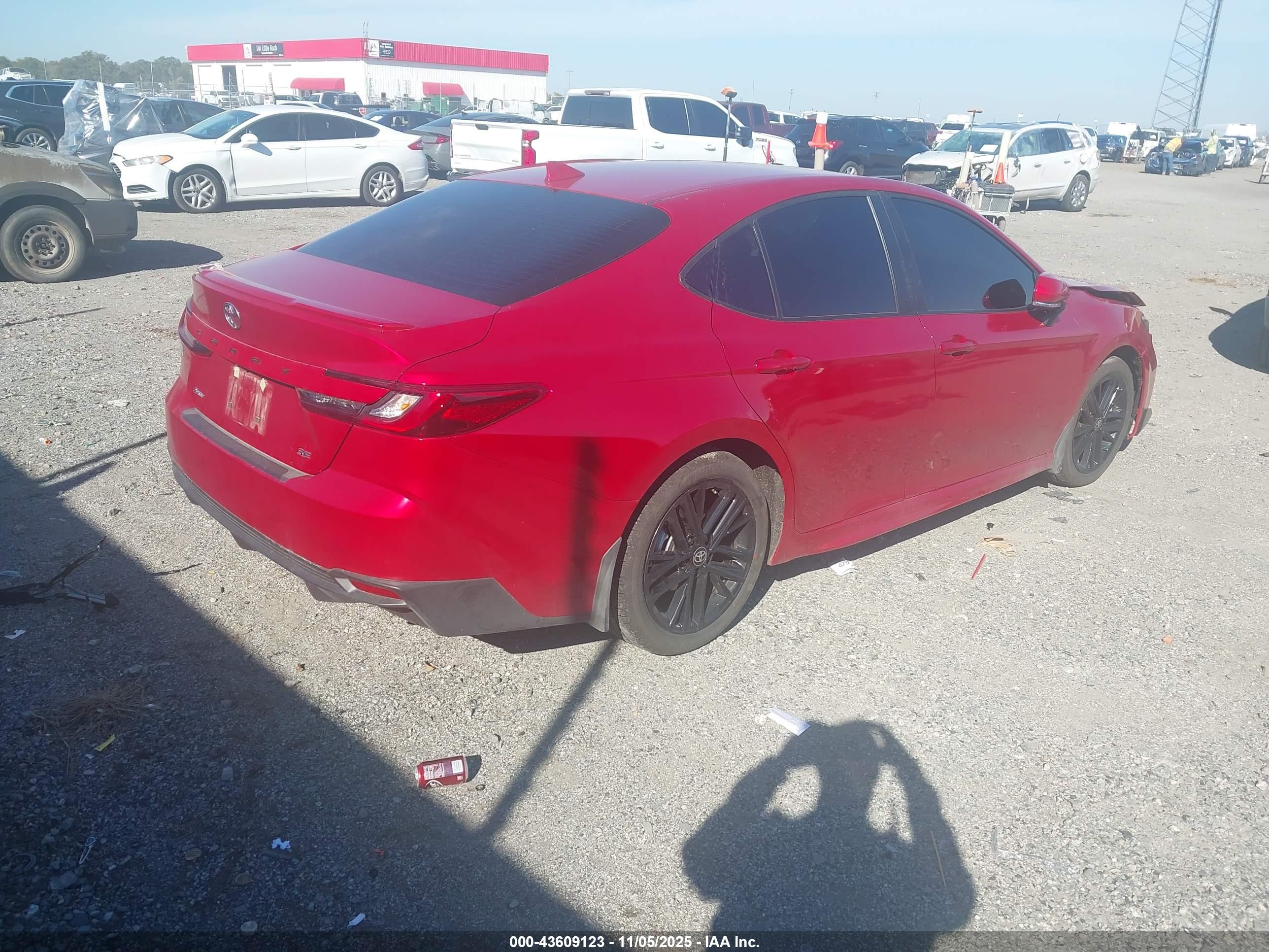 TOYOTA CAMRY image 4