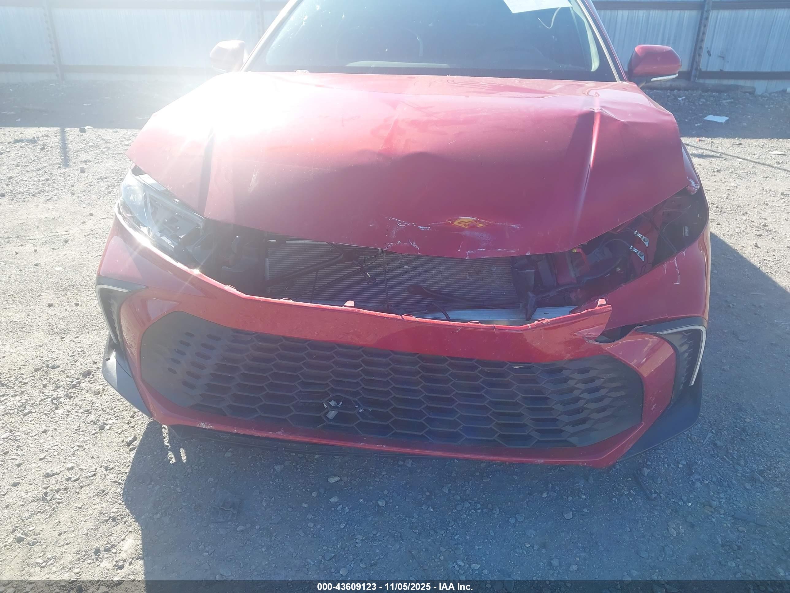 TOYOTA CAMRY image 6