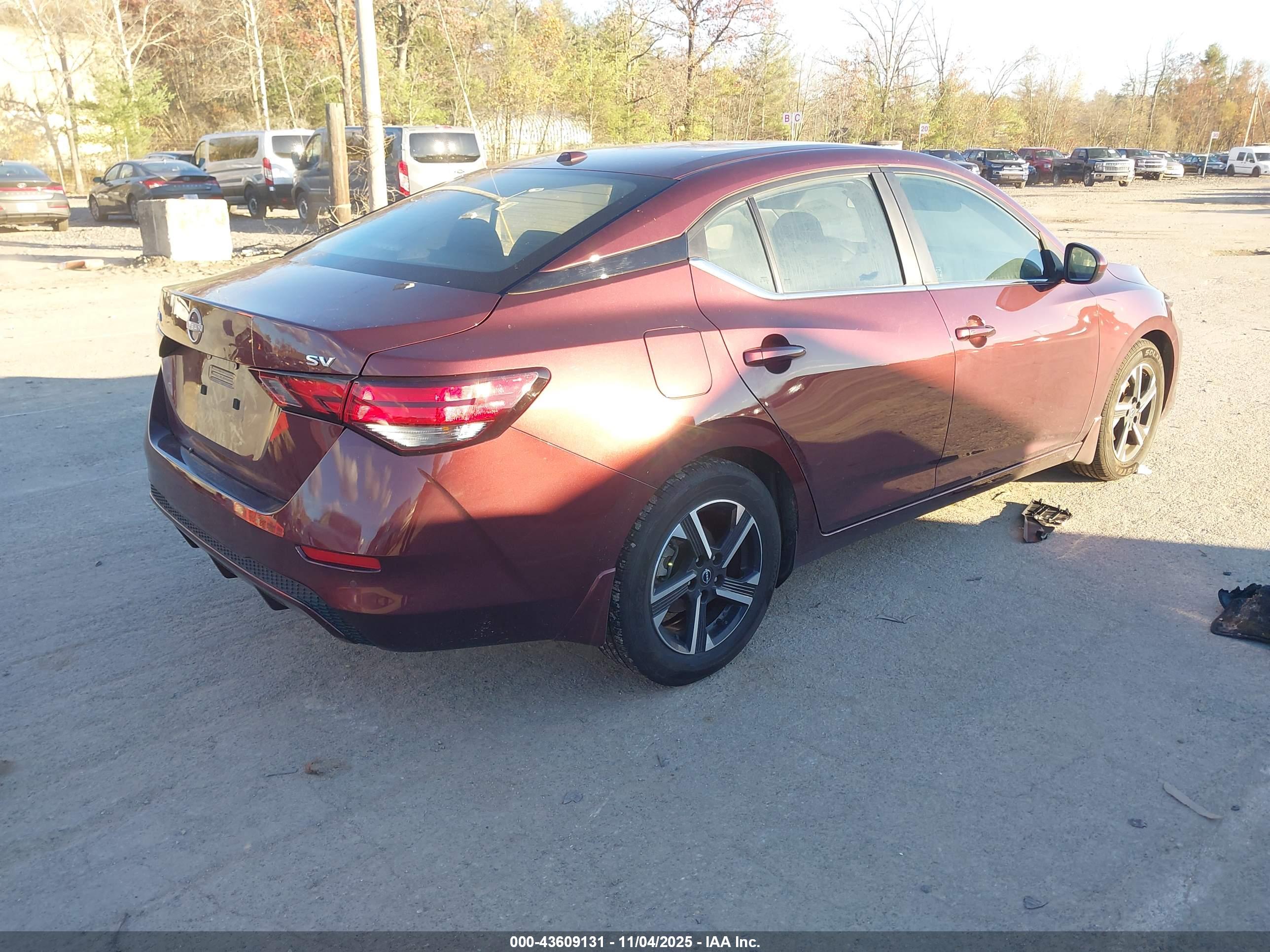 NISSAN SENTRA image 4