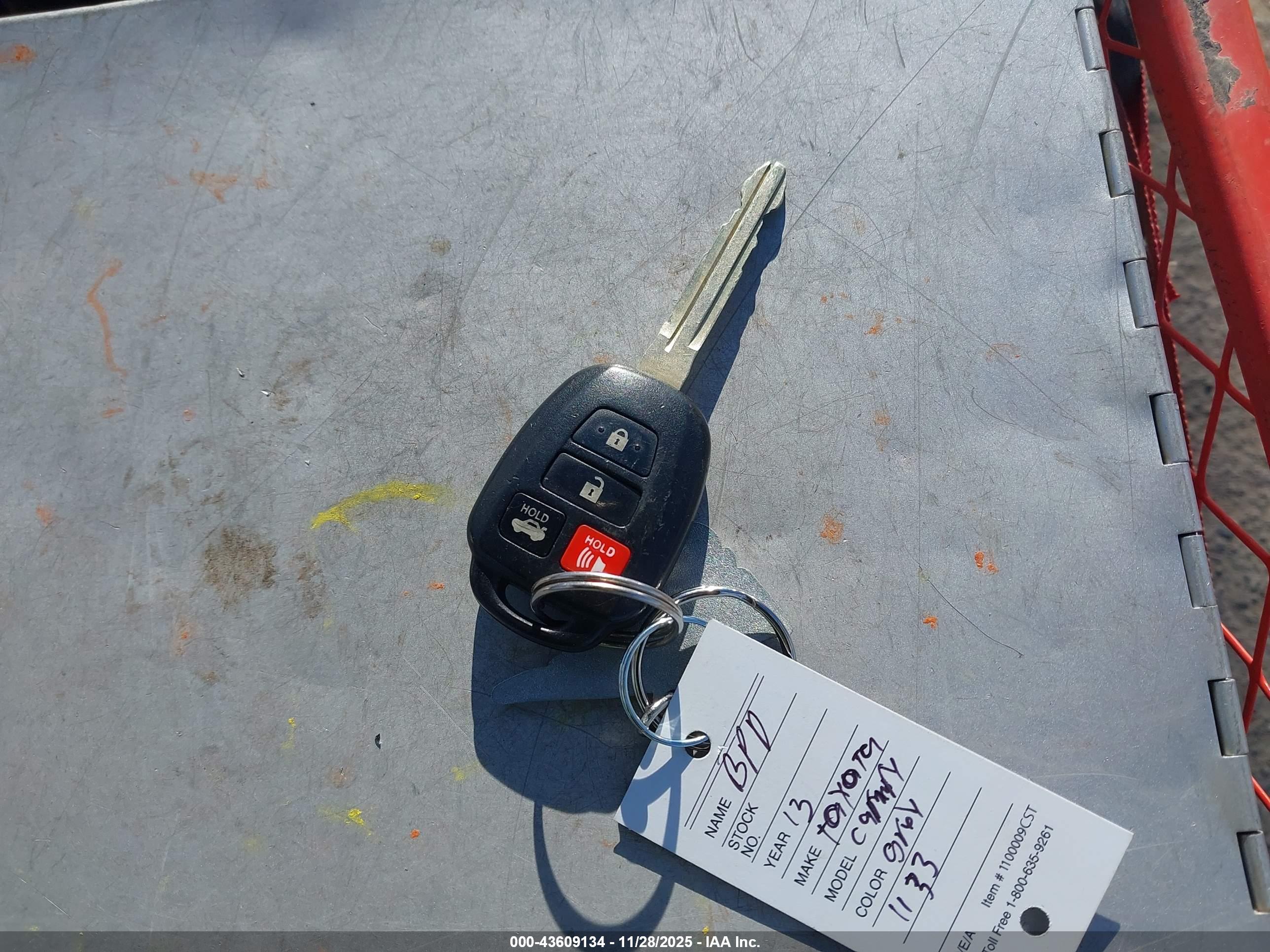TOYOTA CAMRY image 11