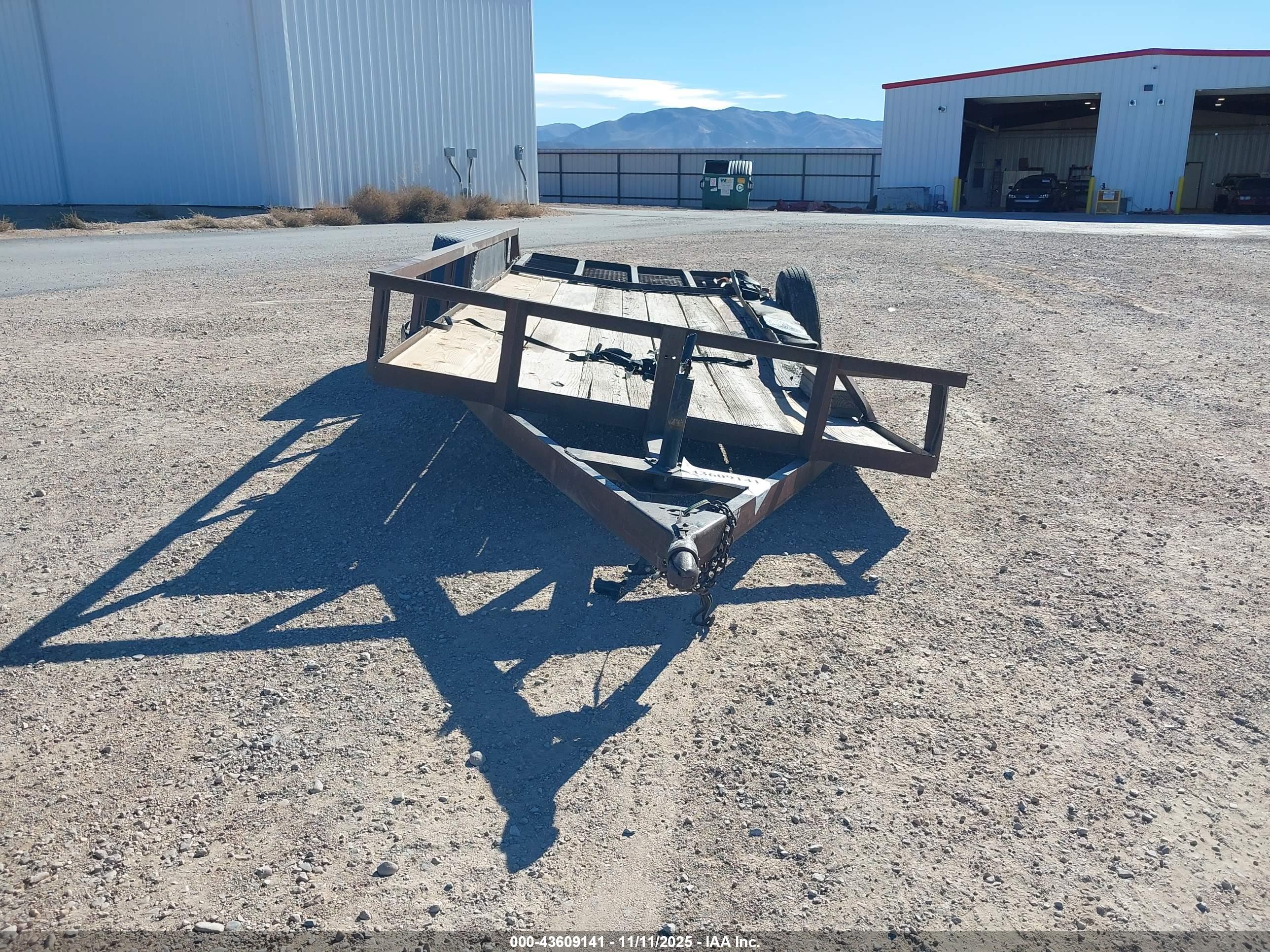 UTILITY TRAILER image 10