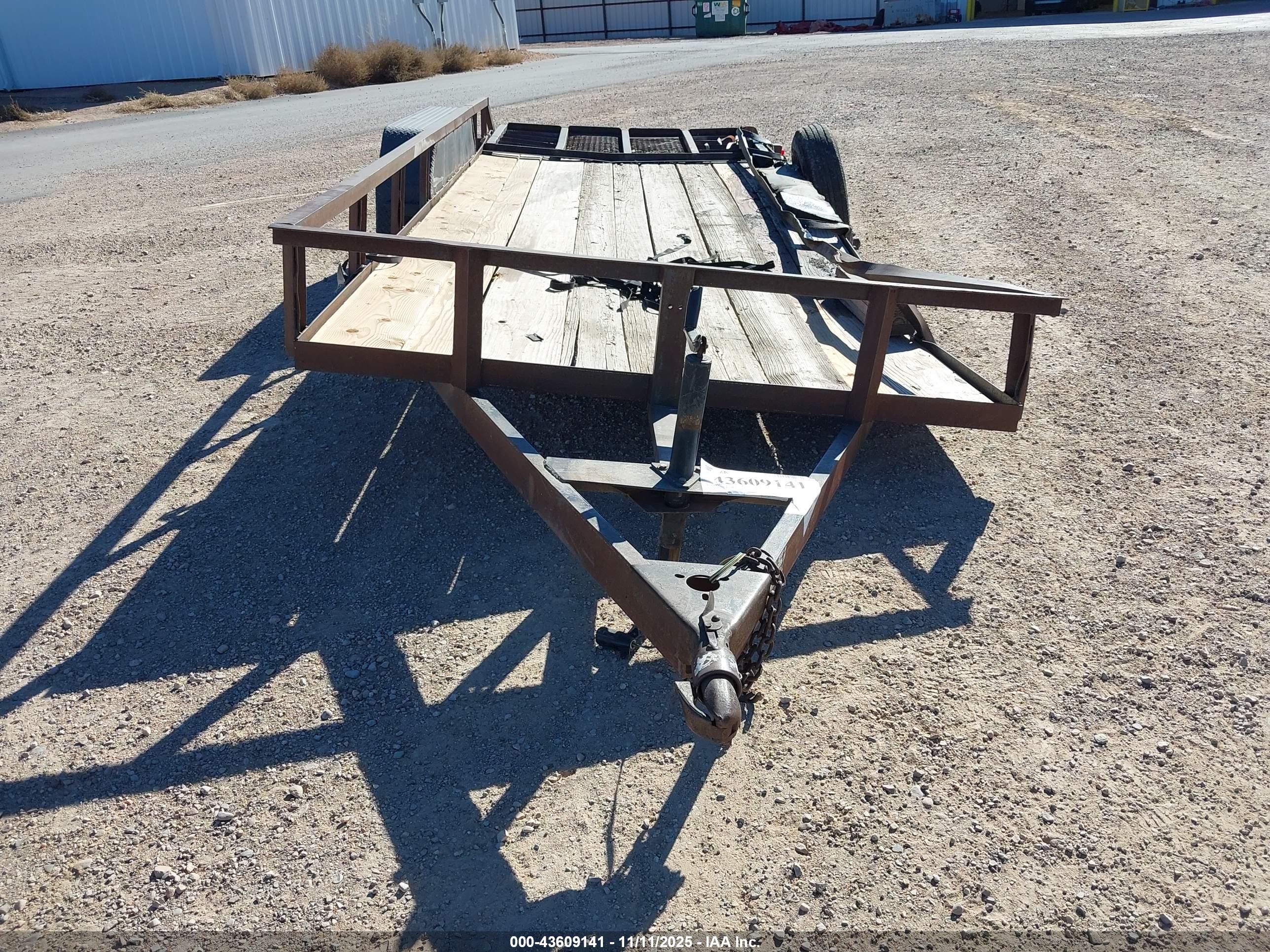 UTILITY TRAILER image 7