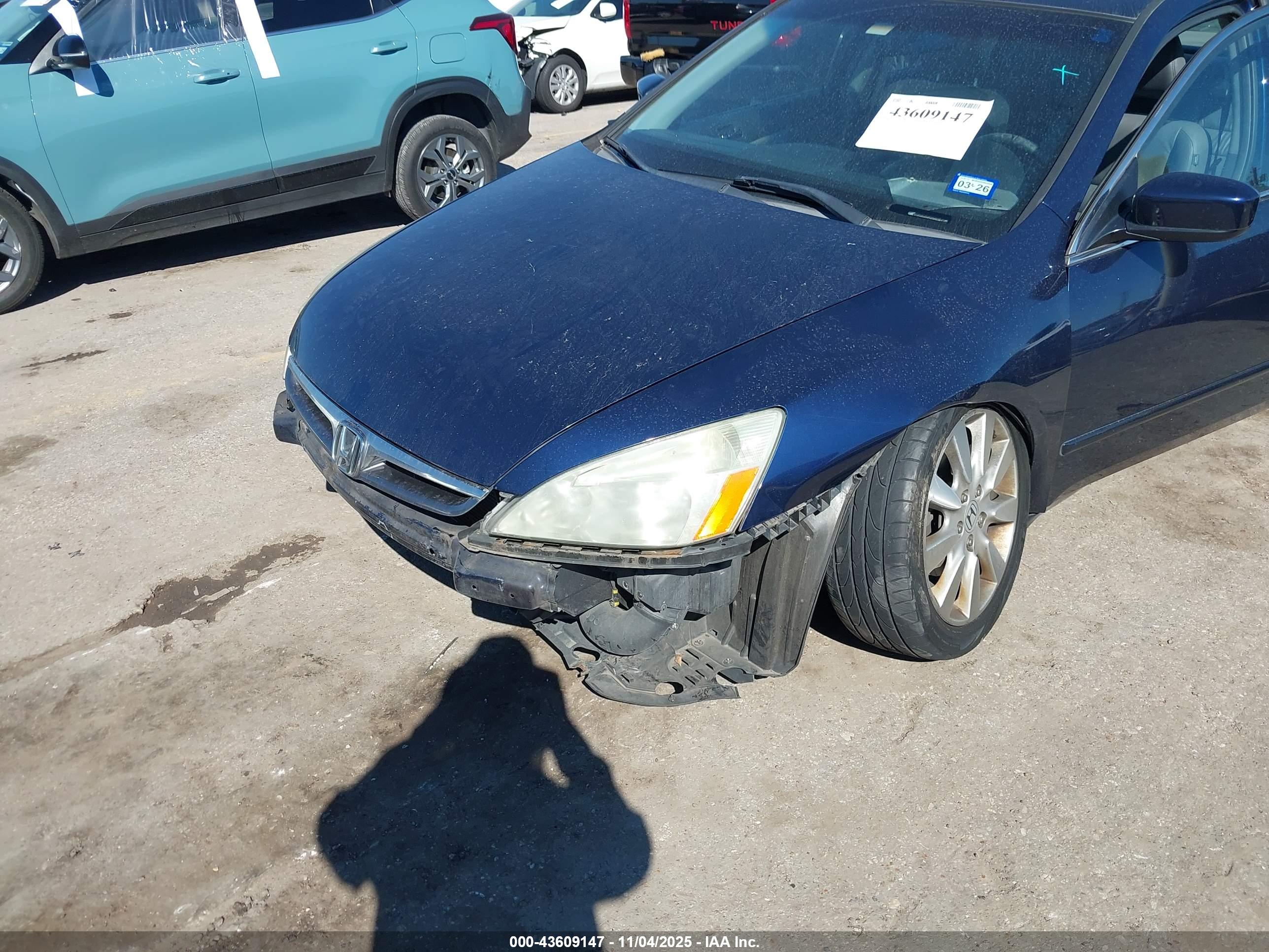 HONDA ACCORD image 6