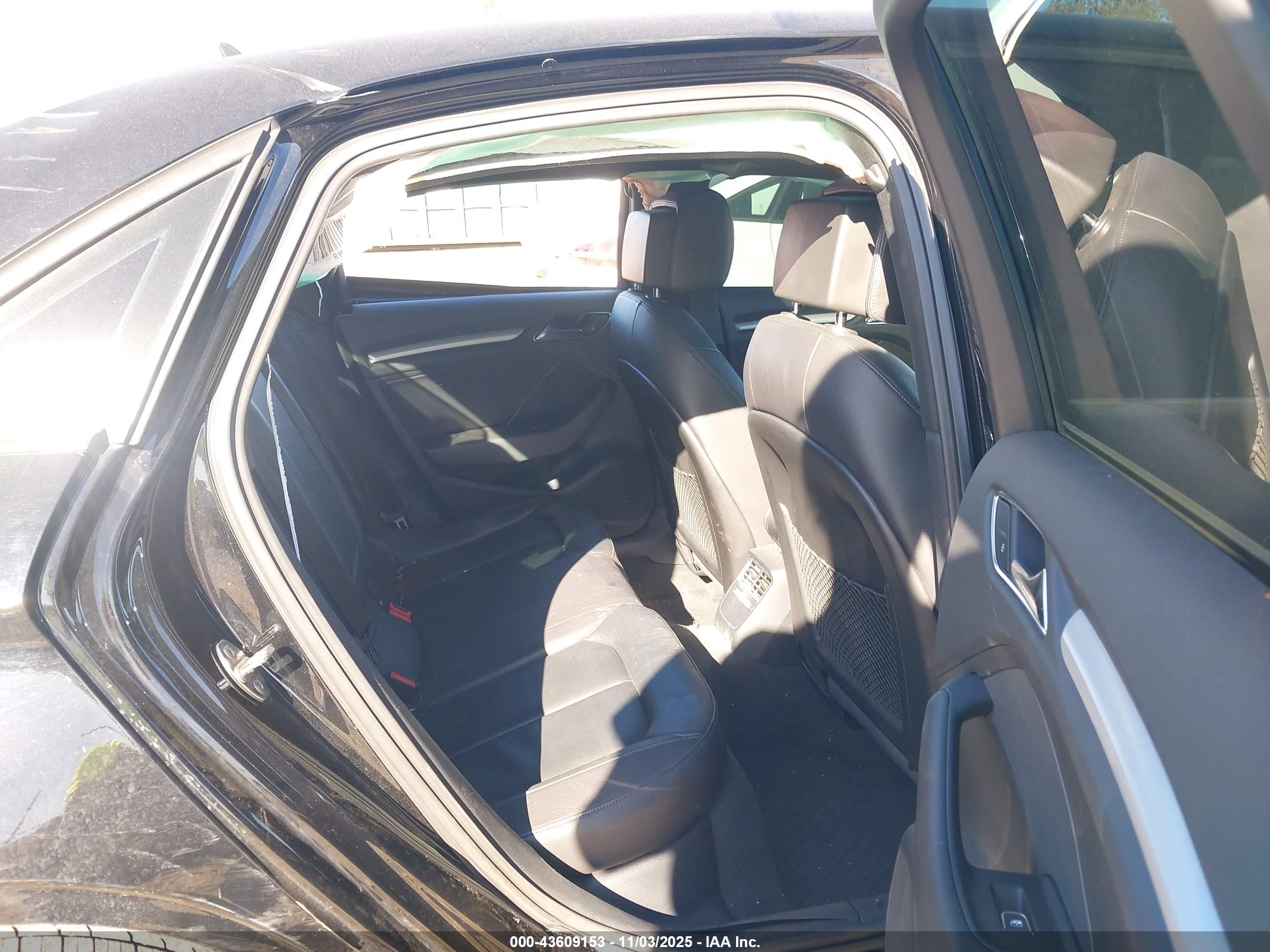 AUDI A3 image 8