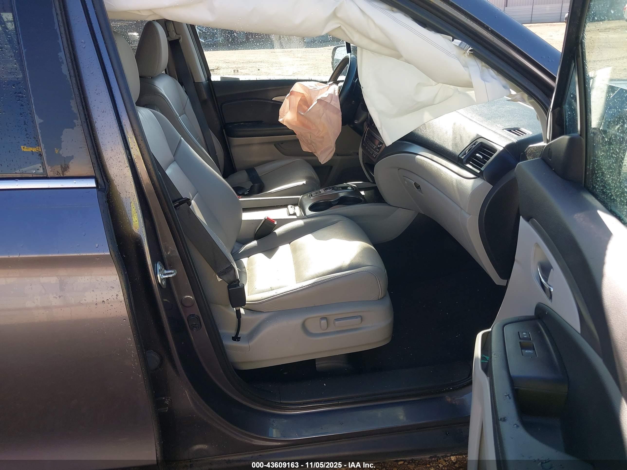 HONDA PILOT image 5