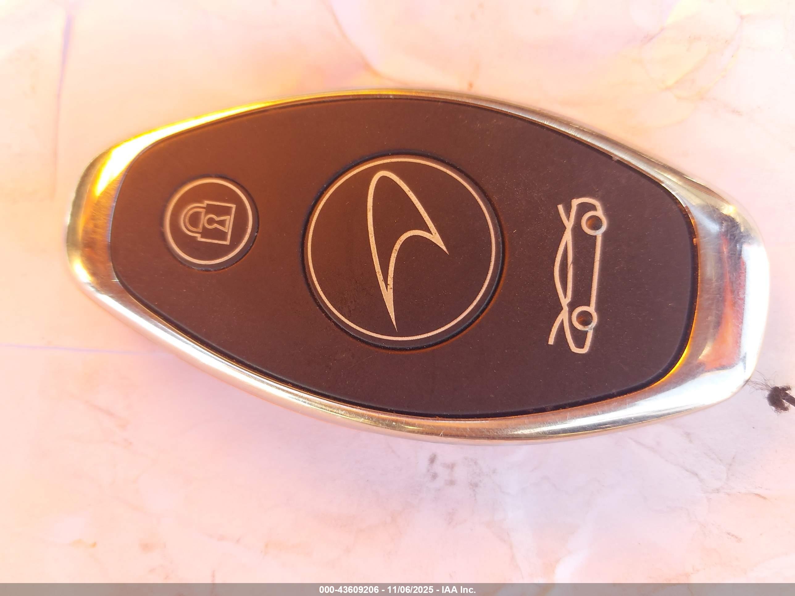 MCLAREN GT image 11