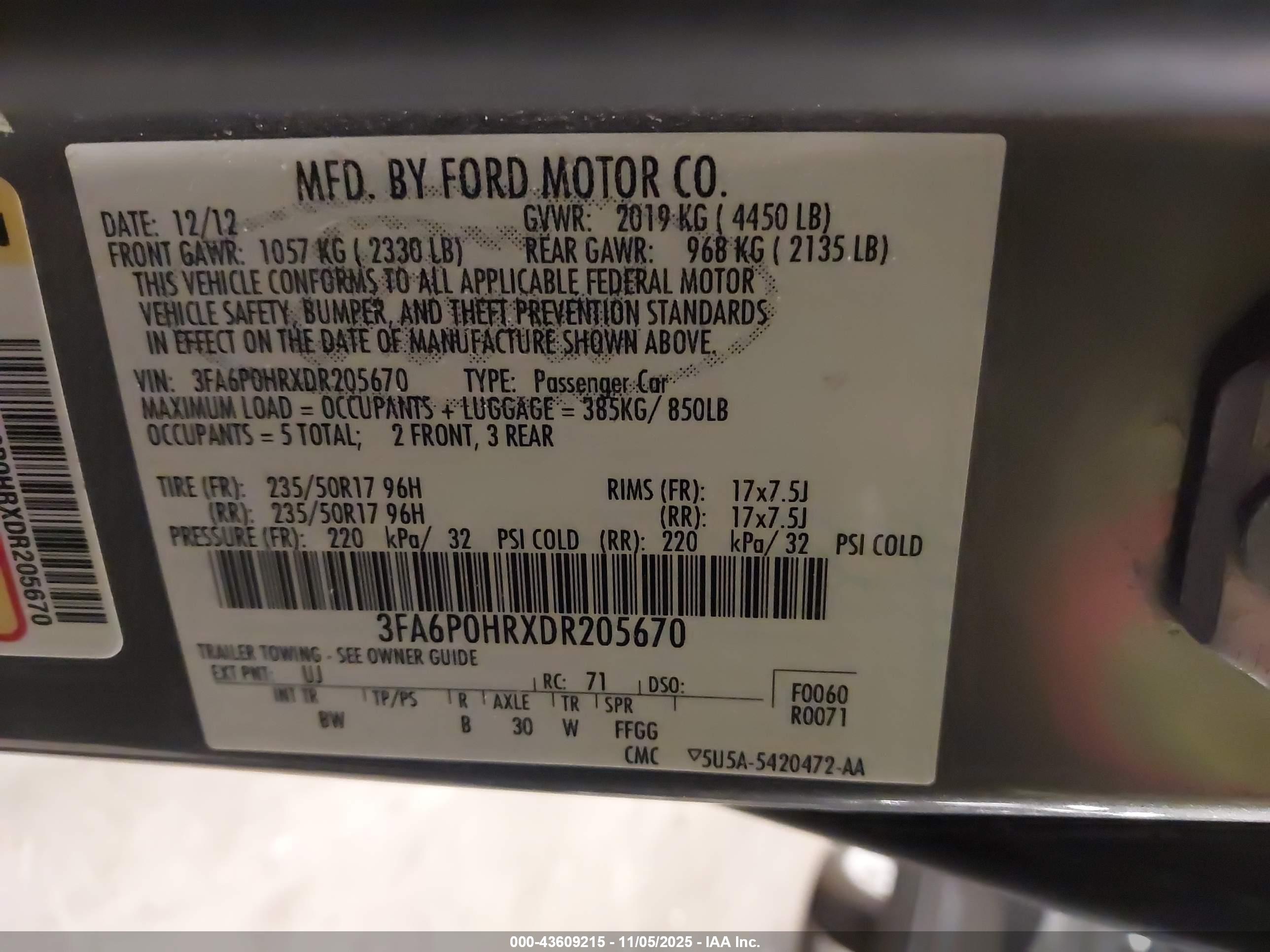 FORD FUSION image 9