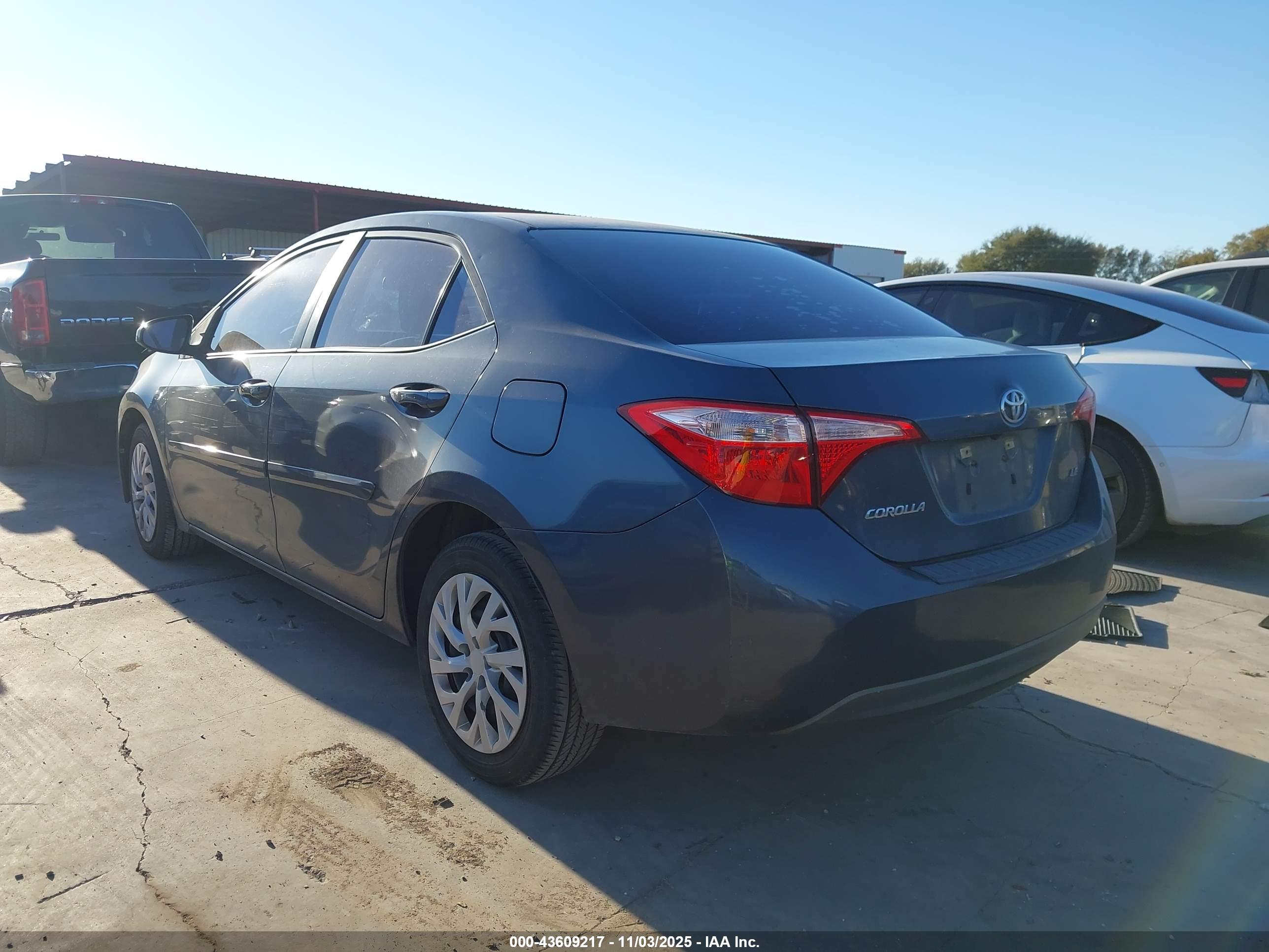 TOYOTA COROLLA image 3