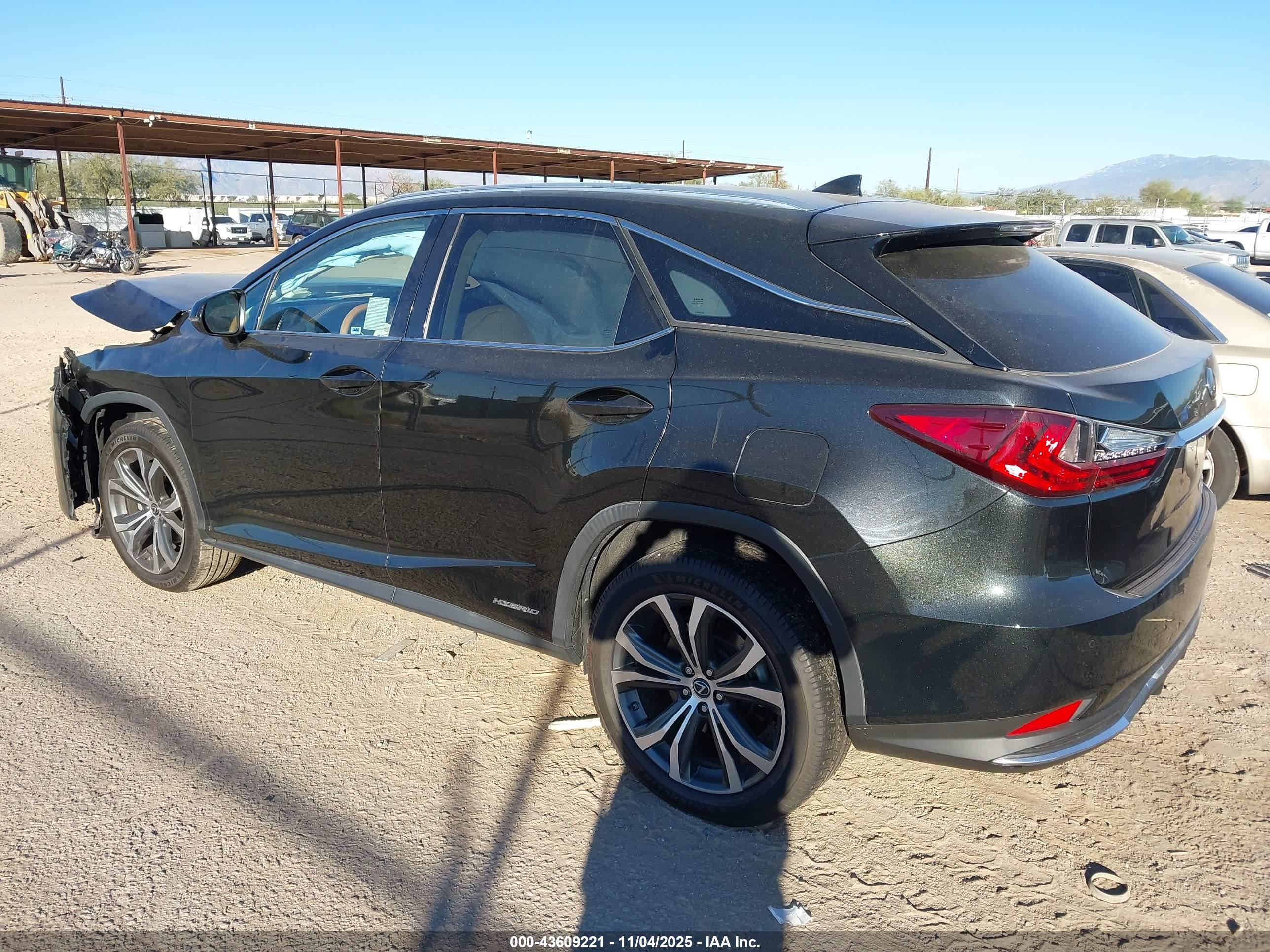 LEXUS RX image 3