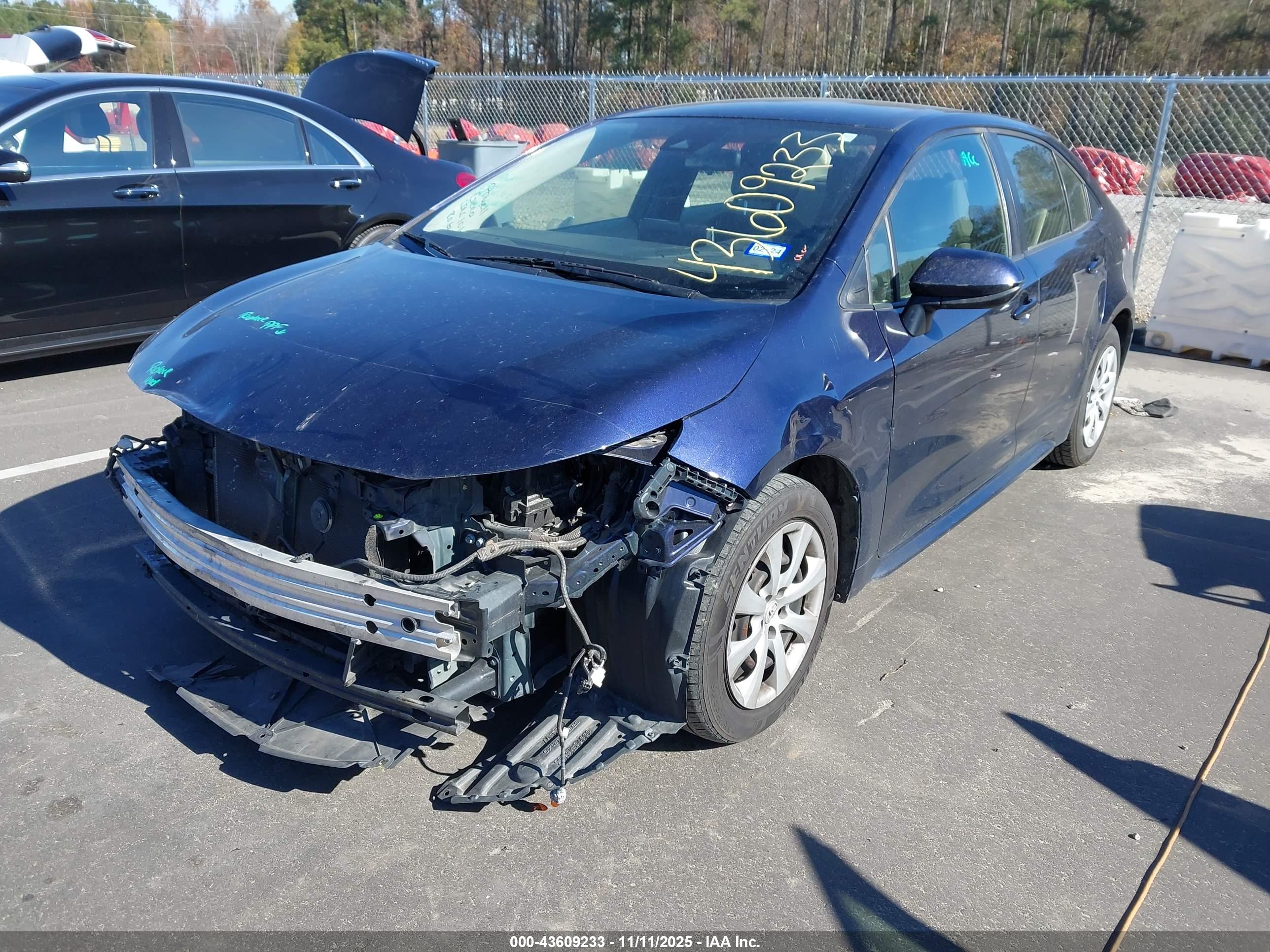 TOYOTA COROLLA image 2