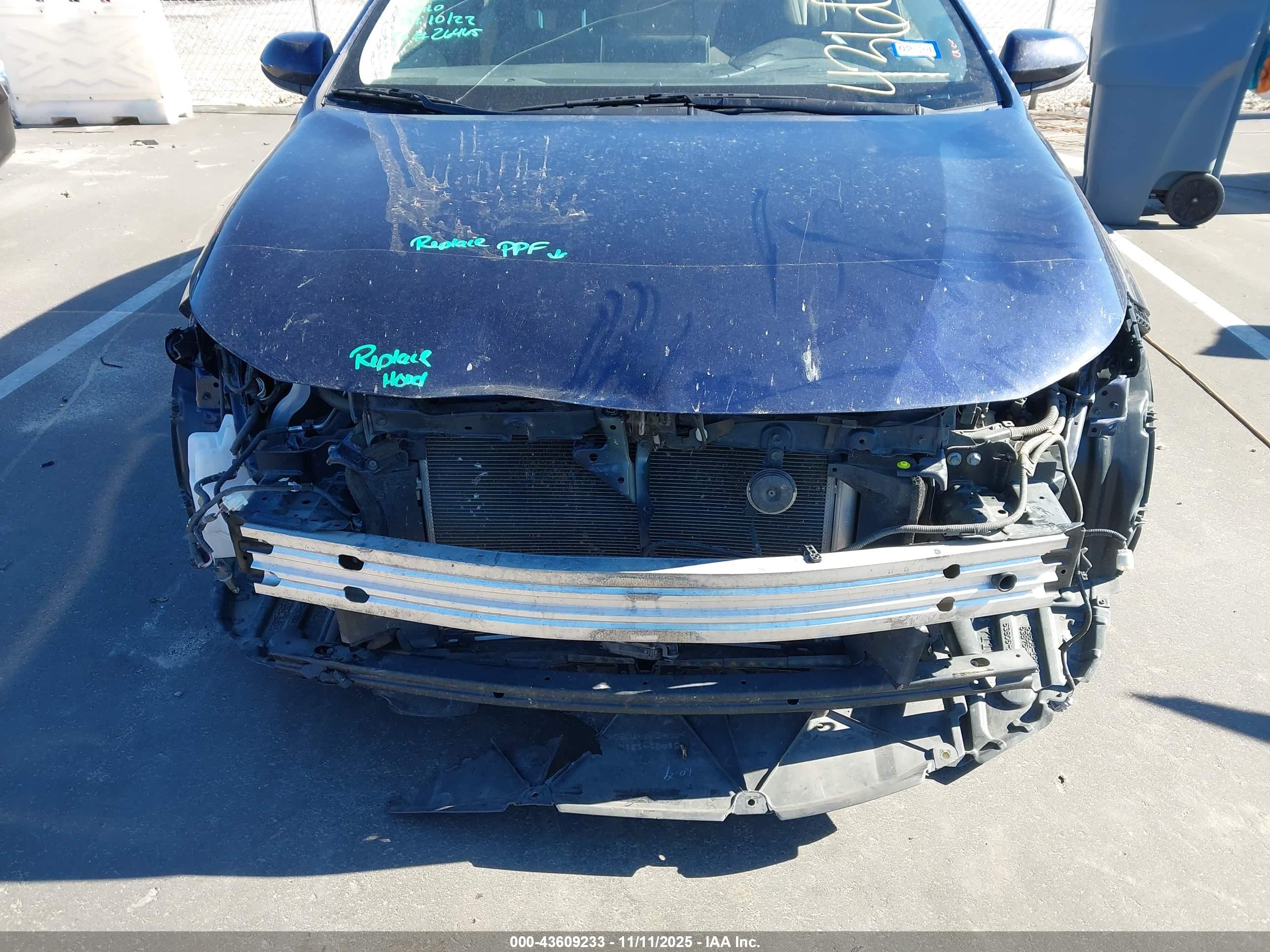 TOYOTA COROLLA image 6