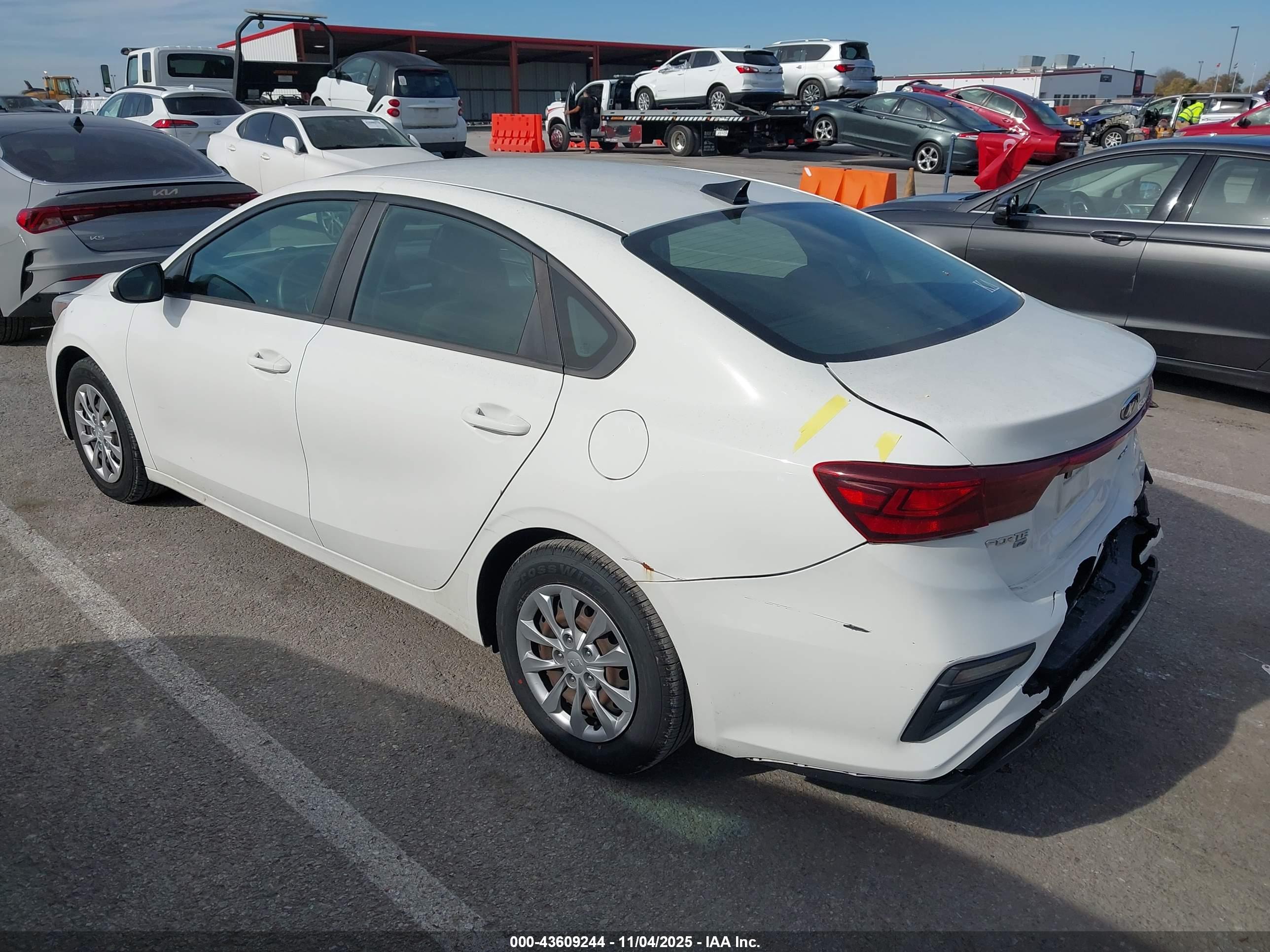 KIA FORTE image 3