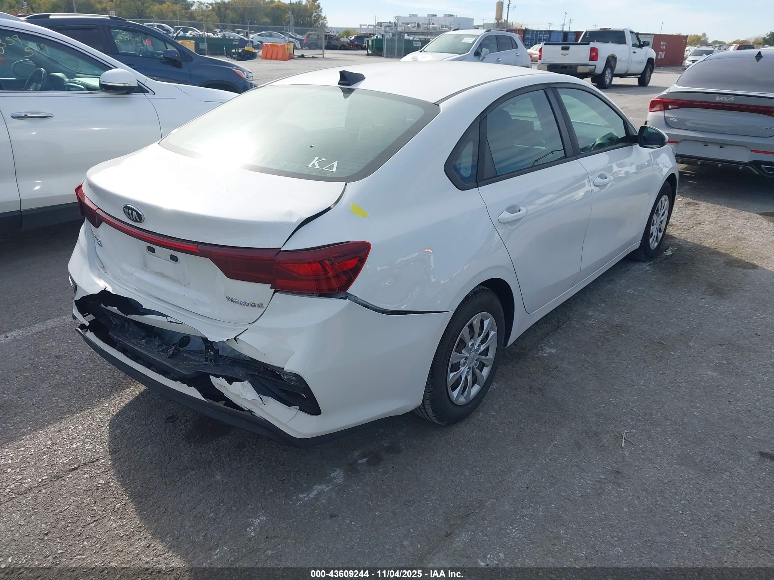 KIA FORTE image 4