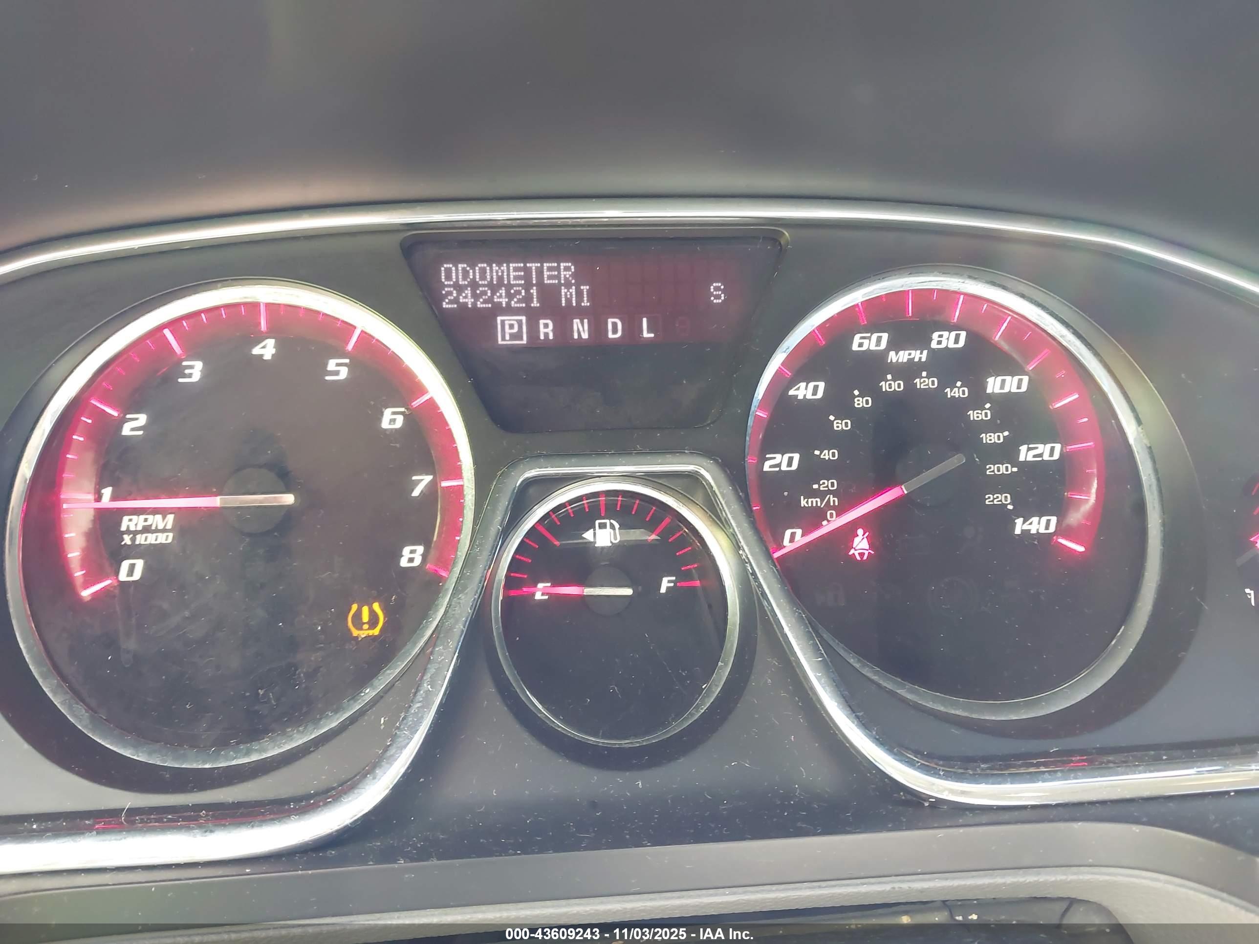 GMC ACADIA image 7