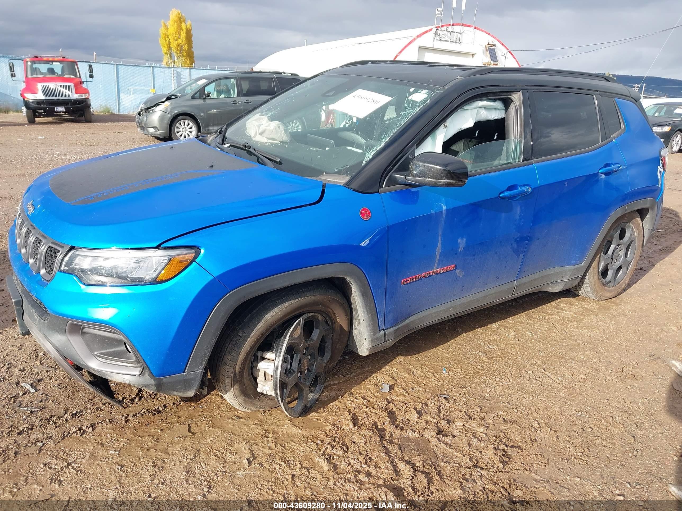 JEEP COMPASS image 2