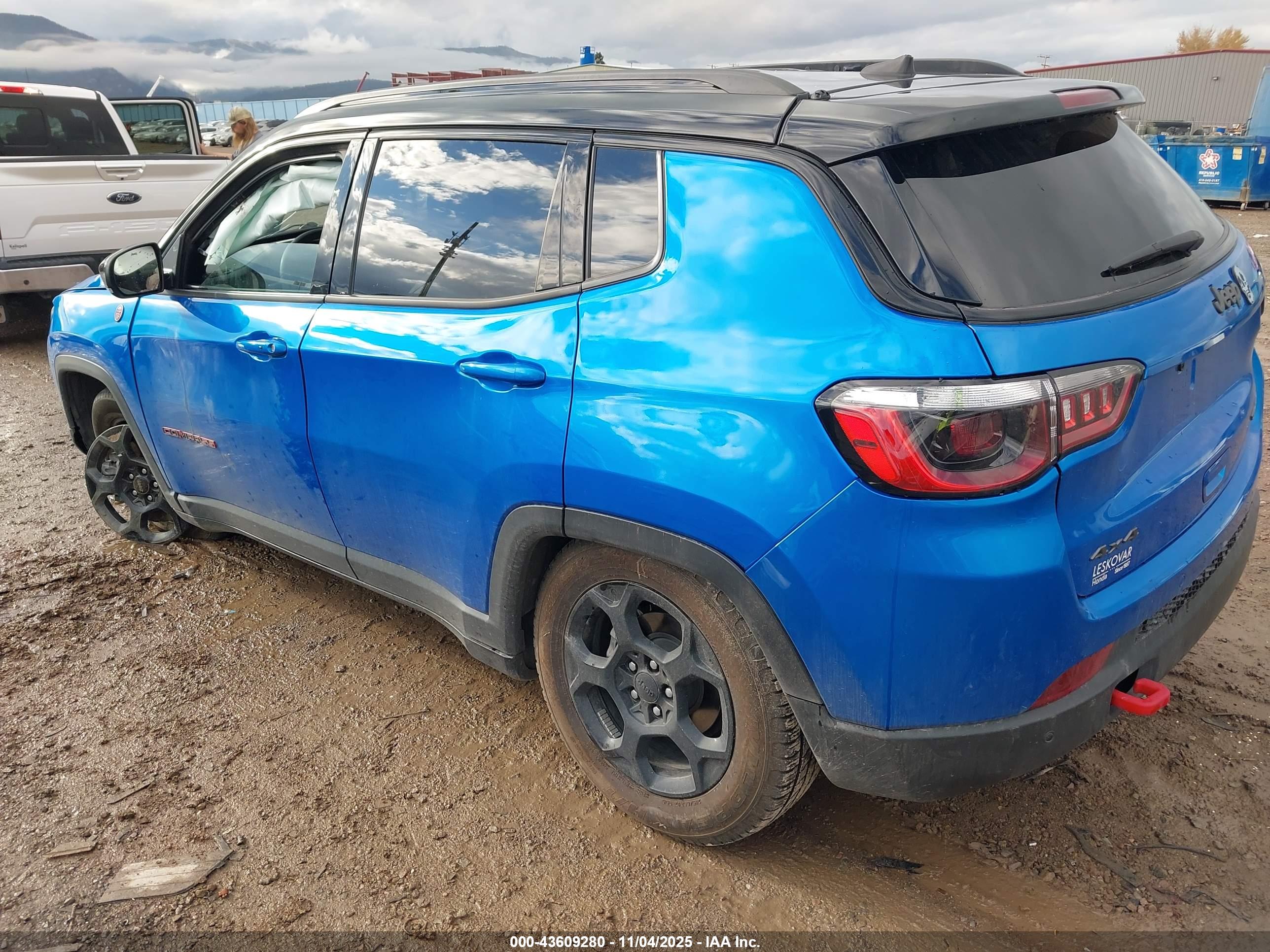 JEEP COMPASS image 3