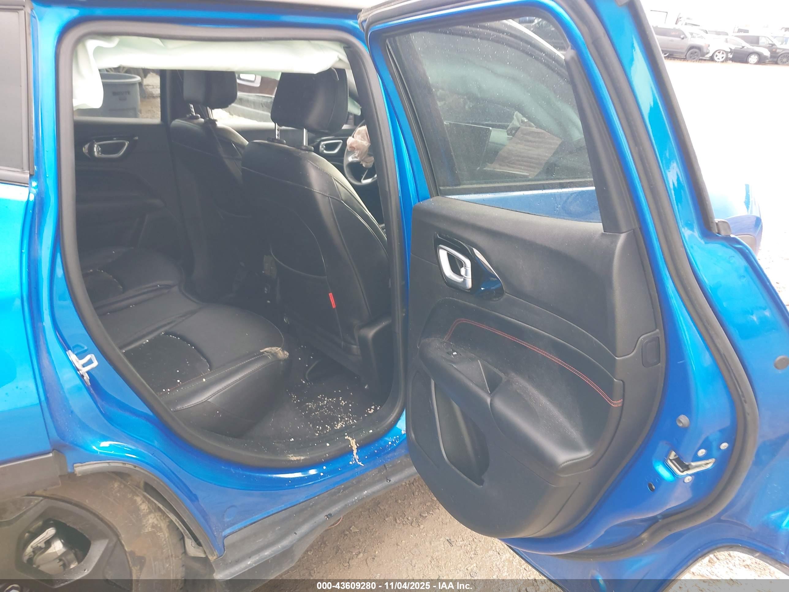 JEEP COMPASS image 8