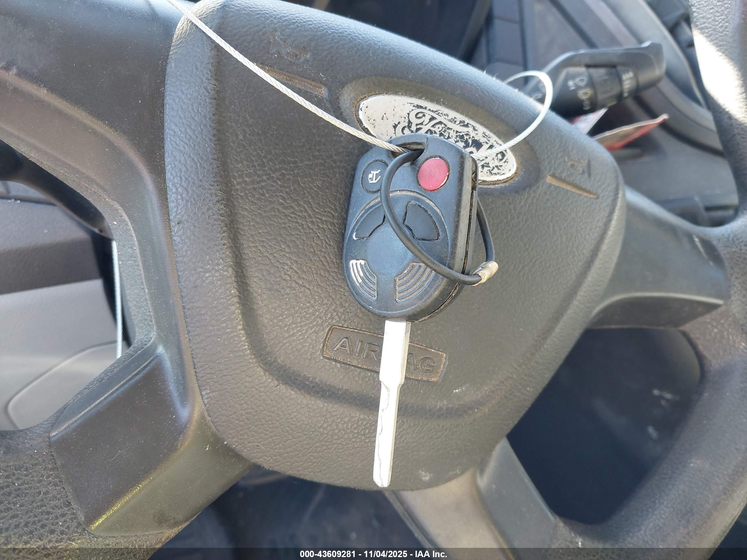 FORD TRANSIT-150 image 11