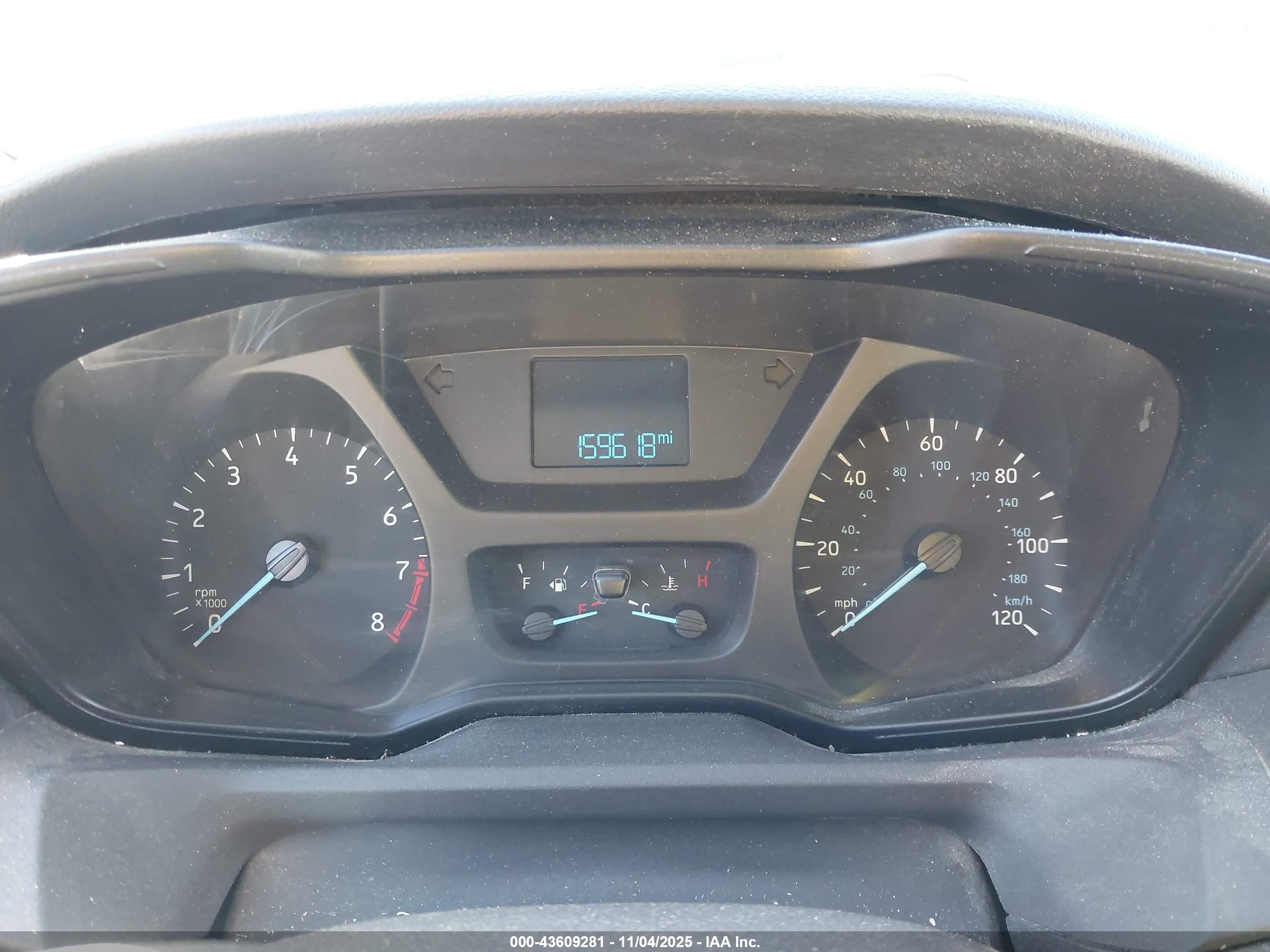 FORD TRANSIT-150 image 7