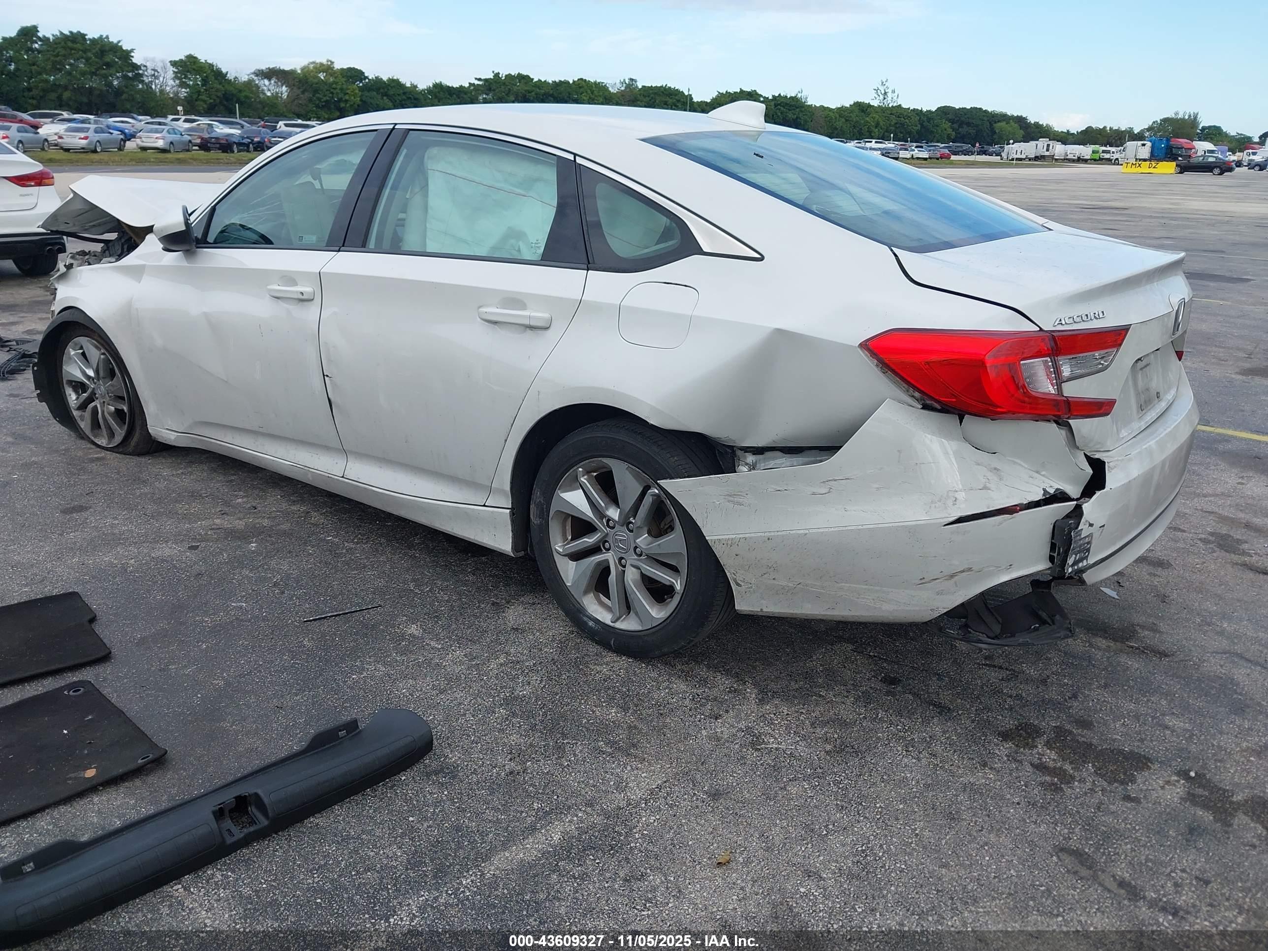 HONDA ACCORD image 3
