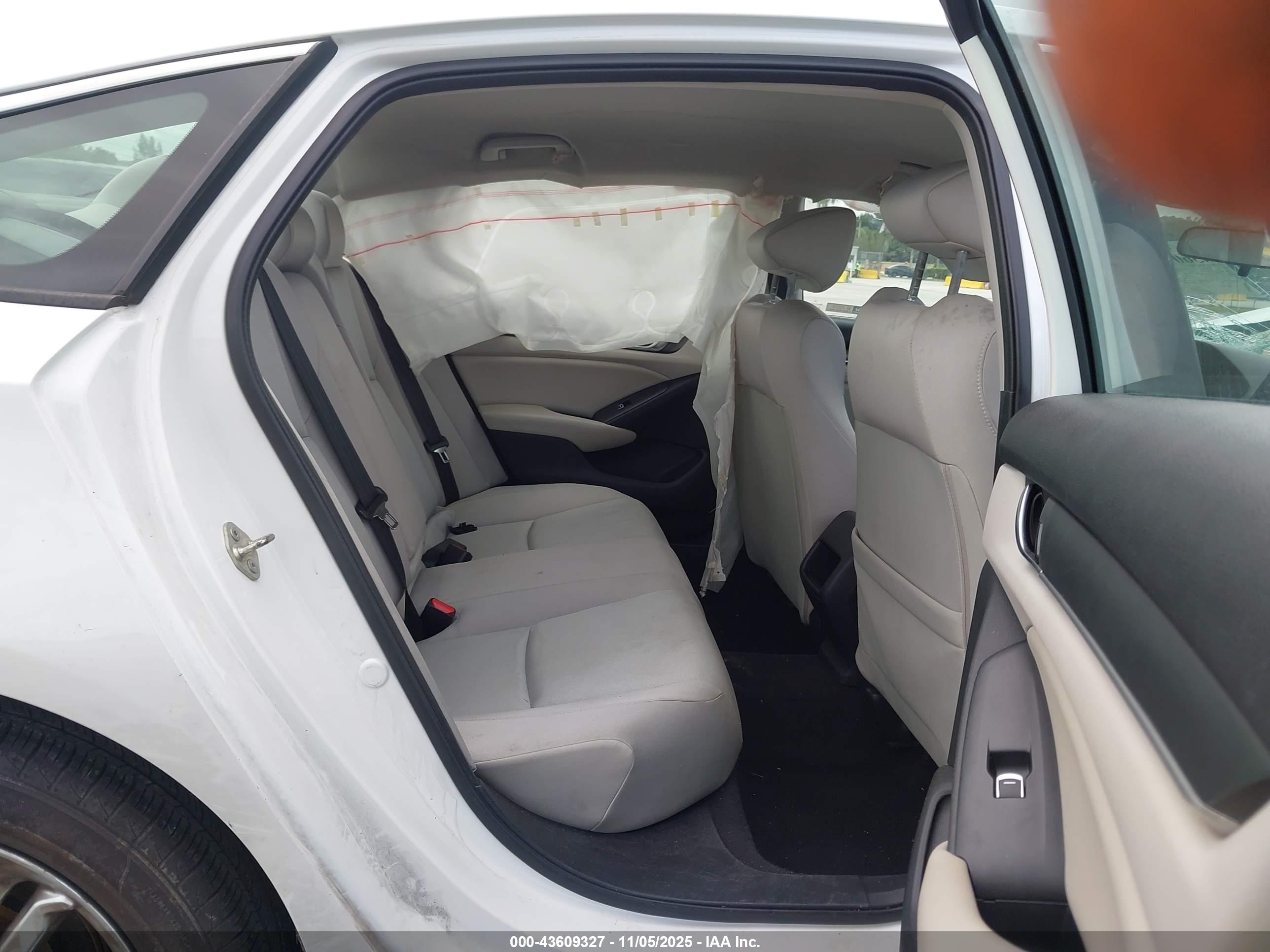 HONDA ACCORD image 8