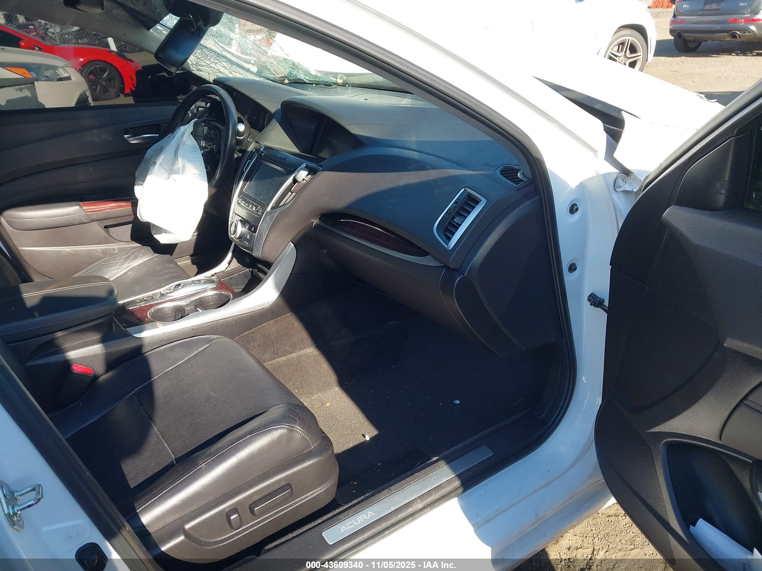 ACURA TLX image 5