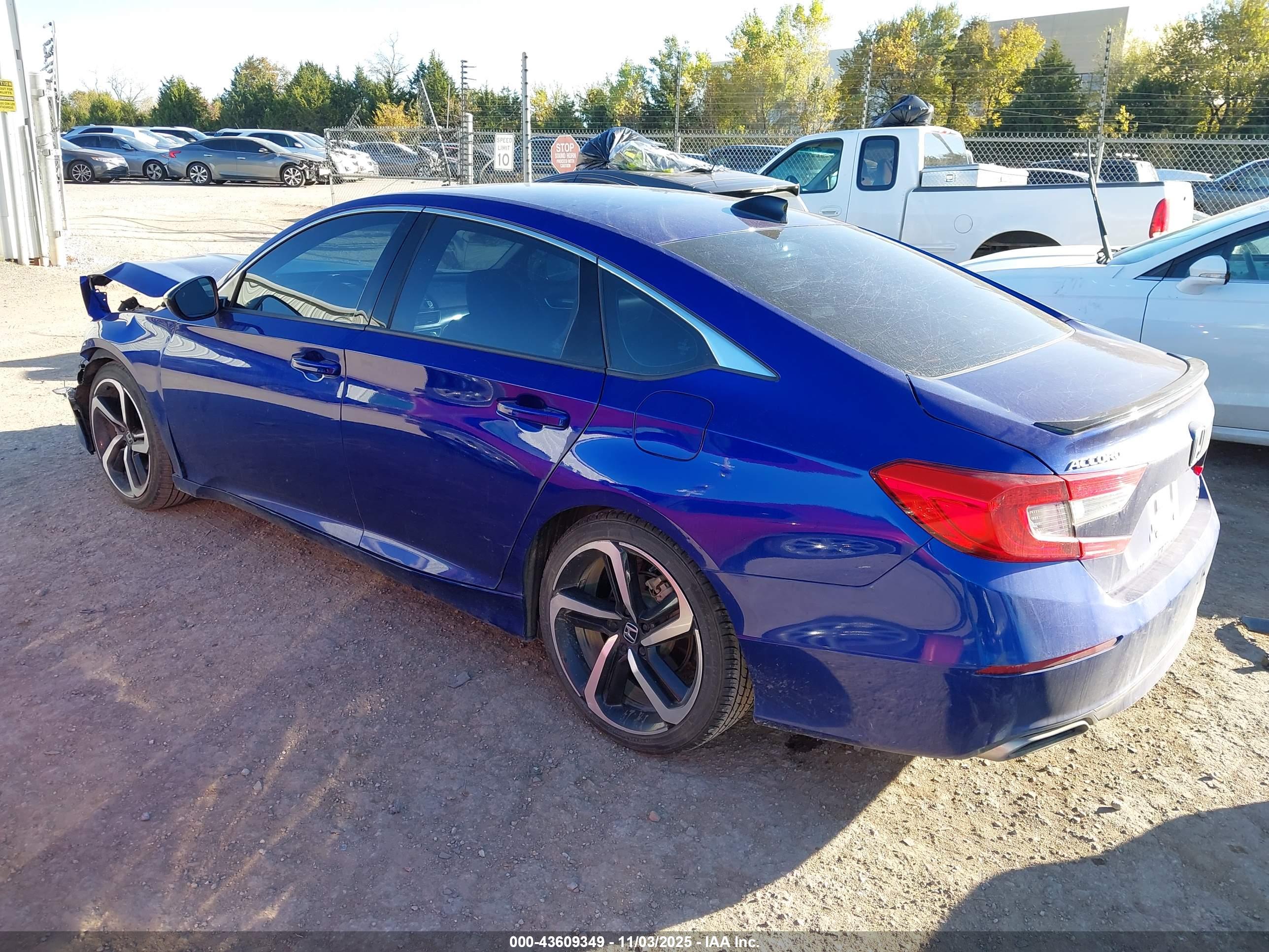 HONDA ACCORD image 3