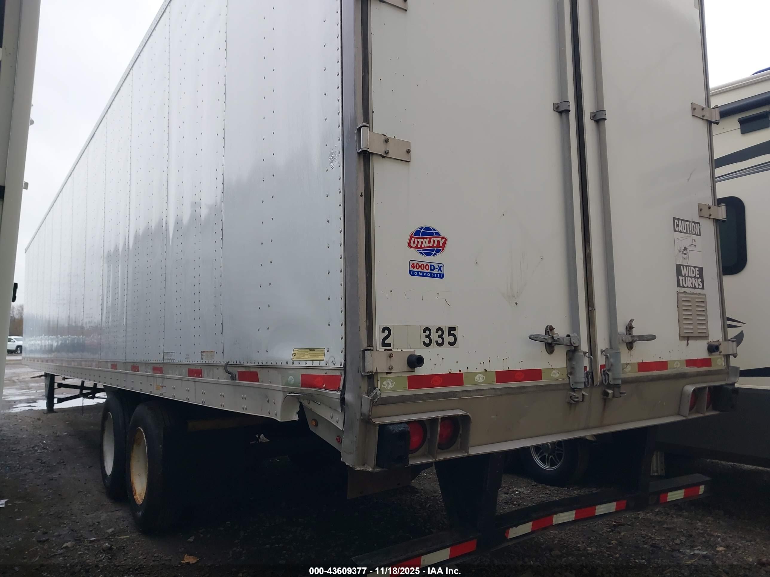 UTILITY TRAILER image 3