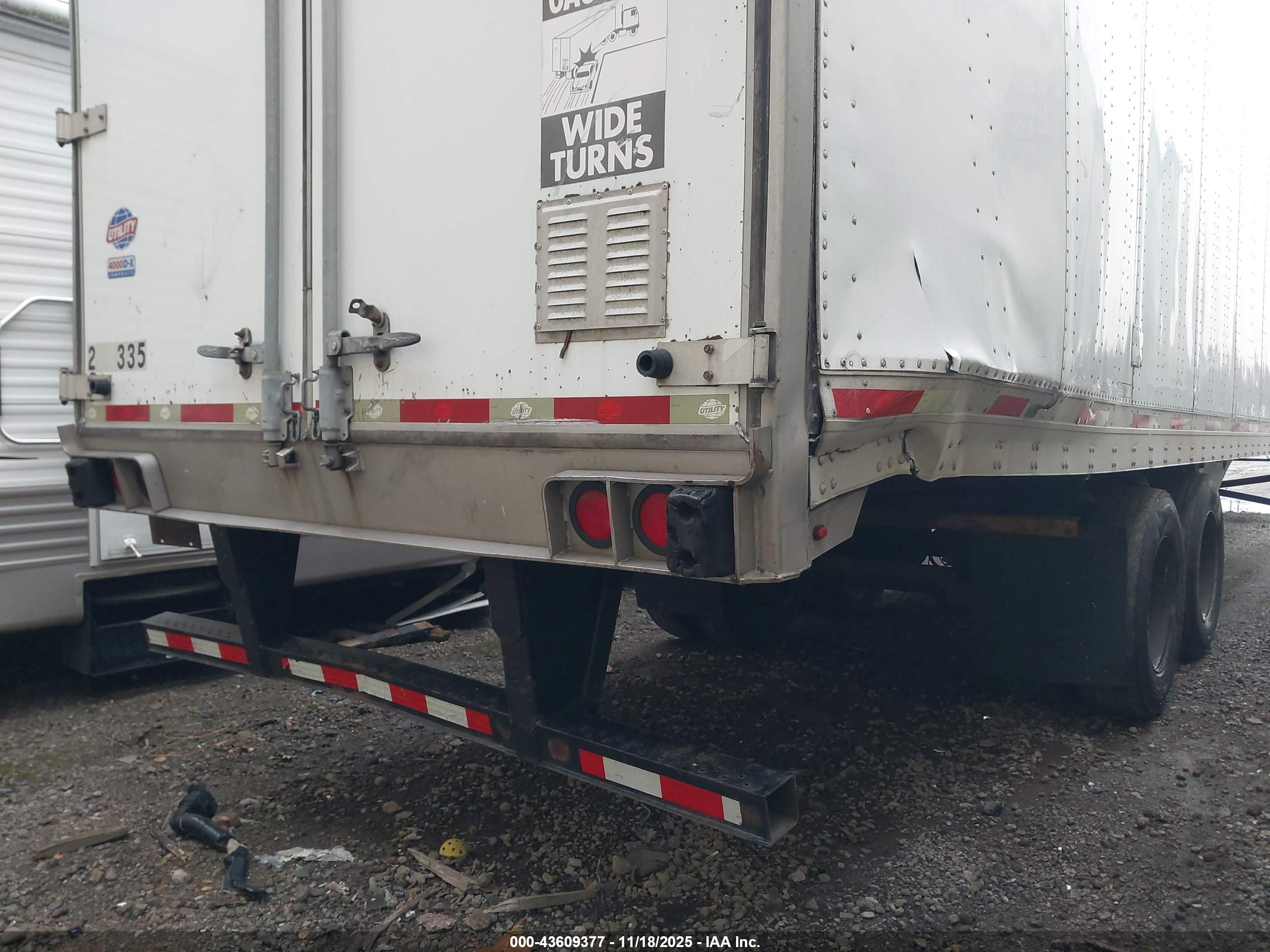 UTILITY TRAILER image 6