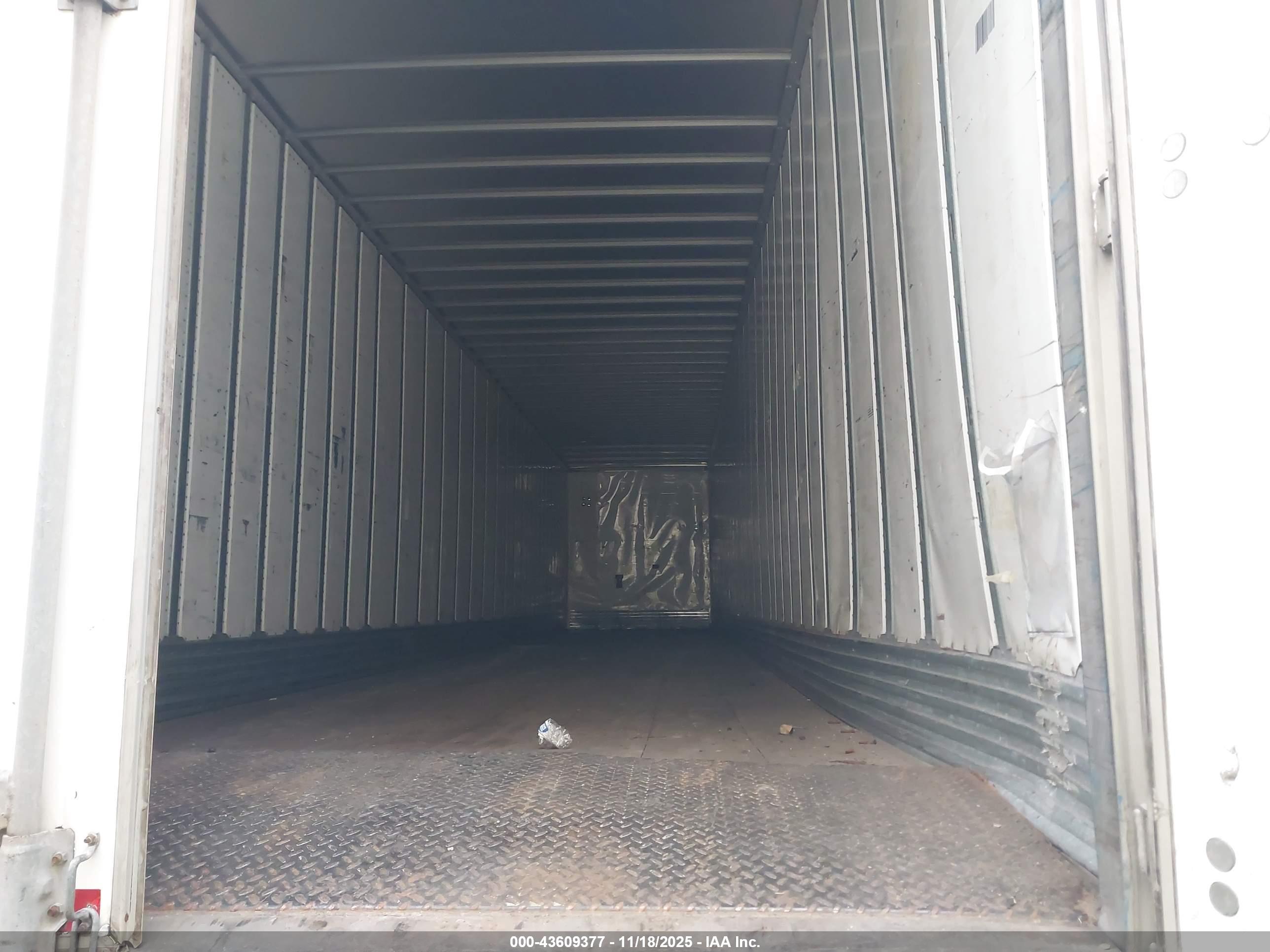 UTILITY TRAILER image 8