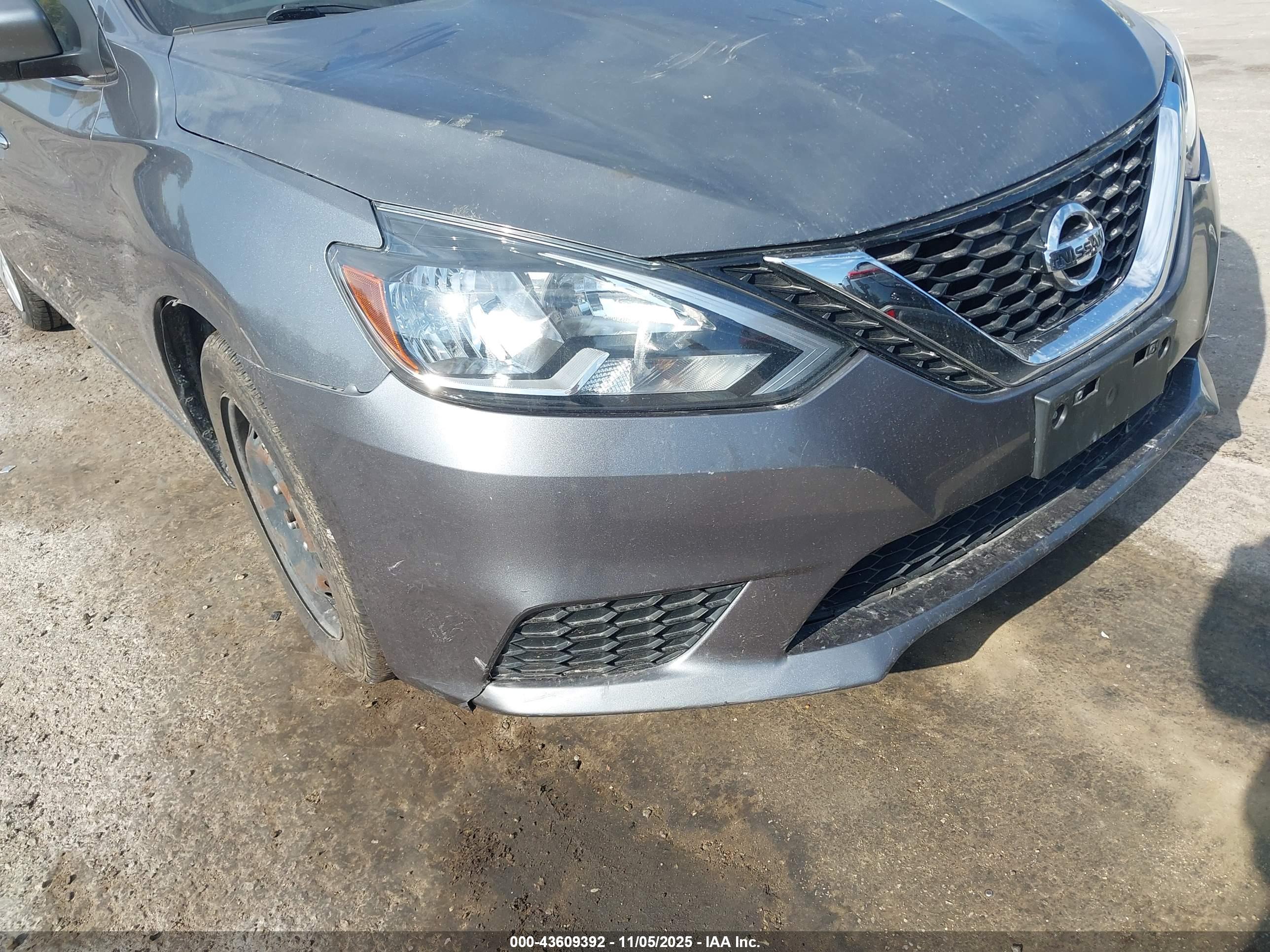 NISSAN SENTRA image 6