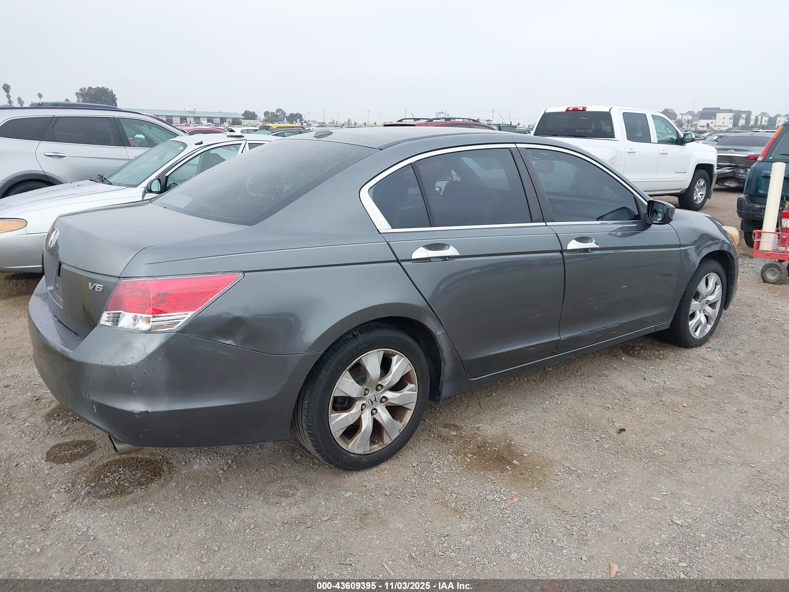 HONDA ACCORD image 4