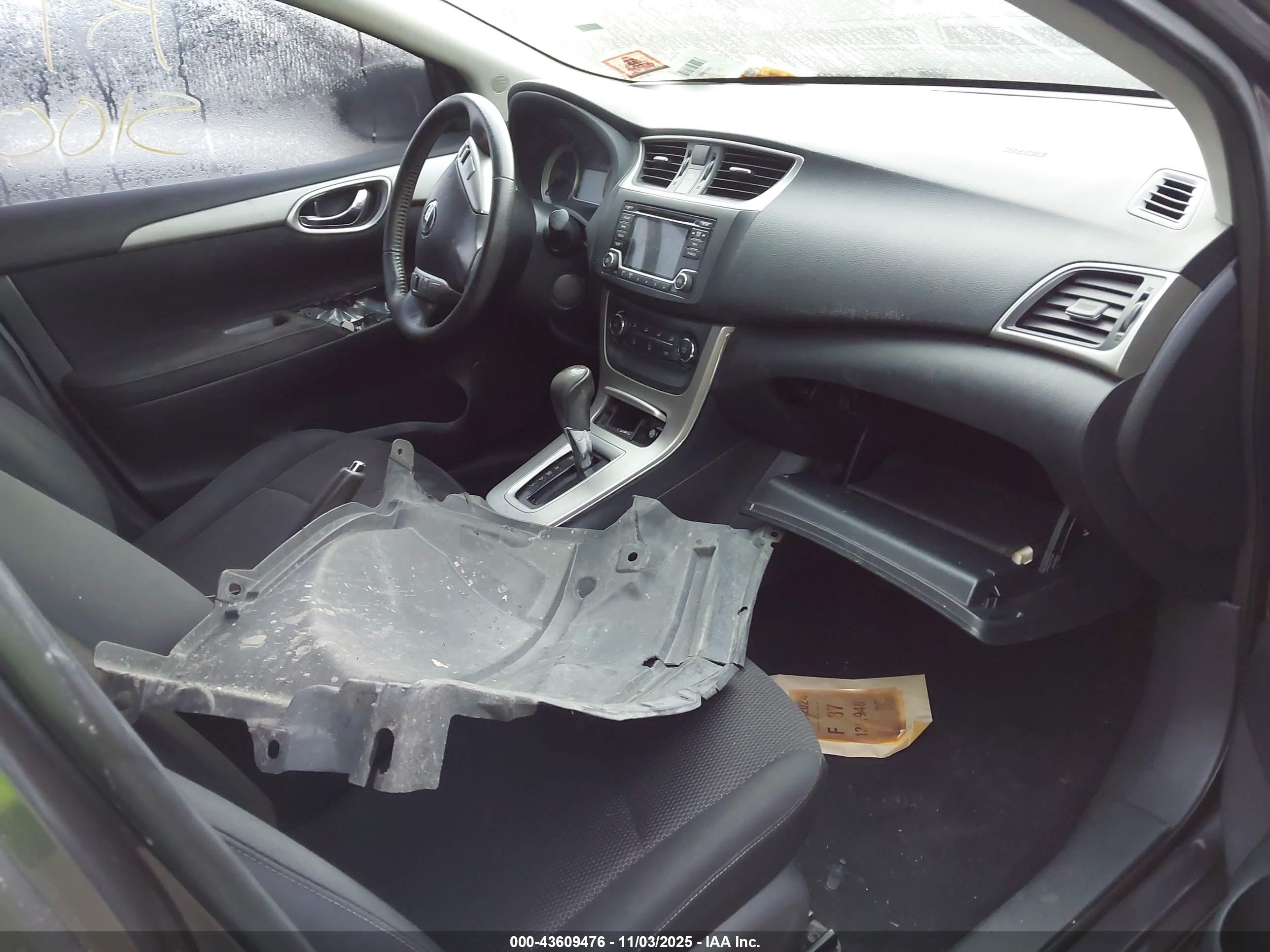 NISSAN SENTRA image 5