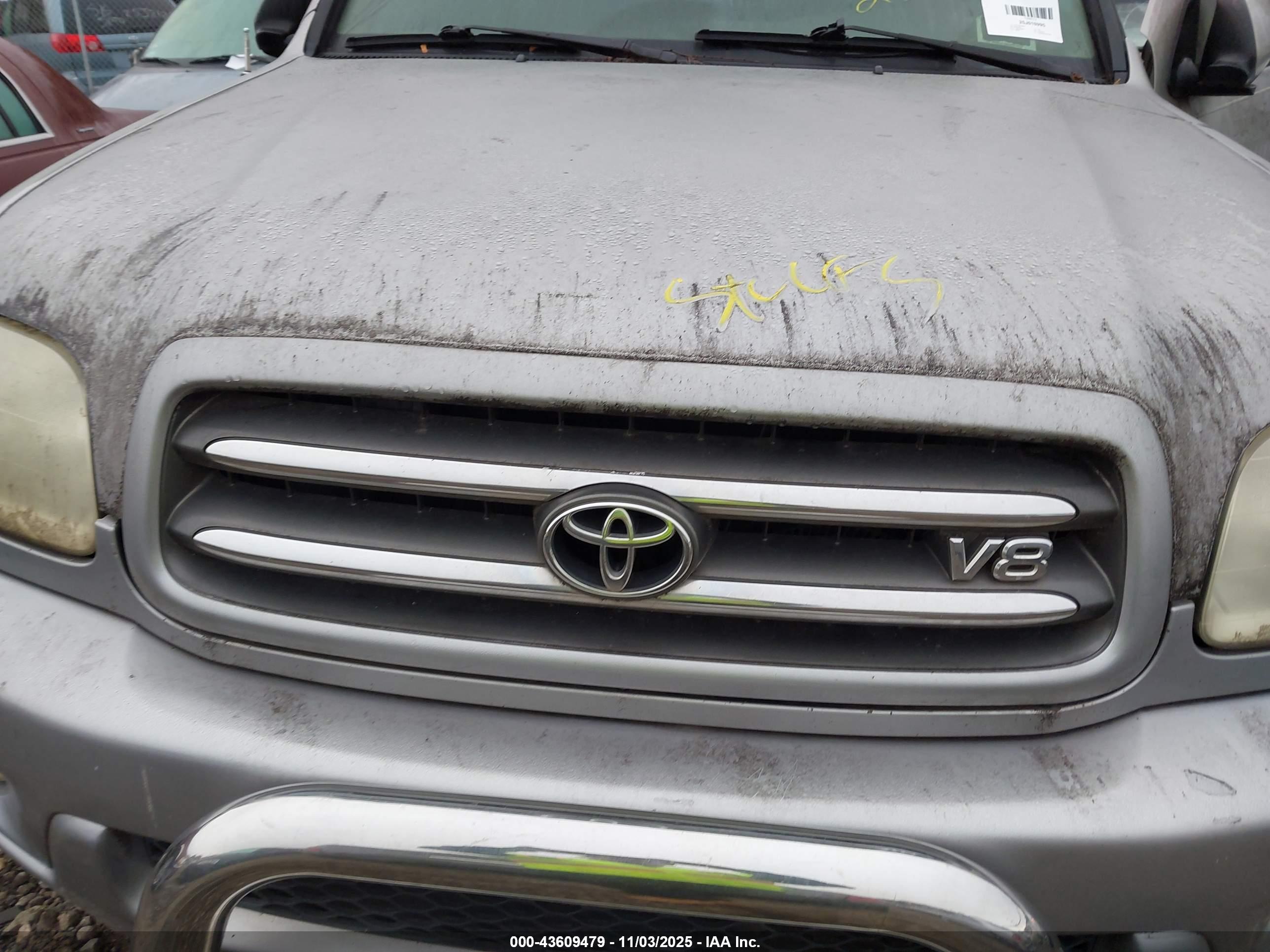 TOYOTA SEQUOIA image 10