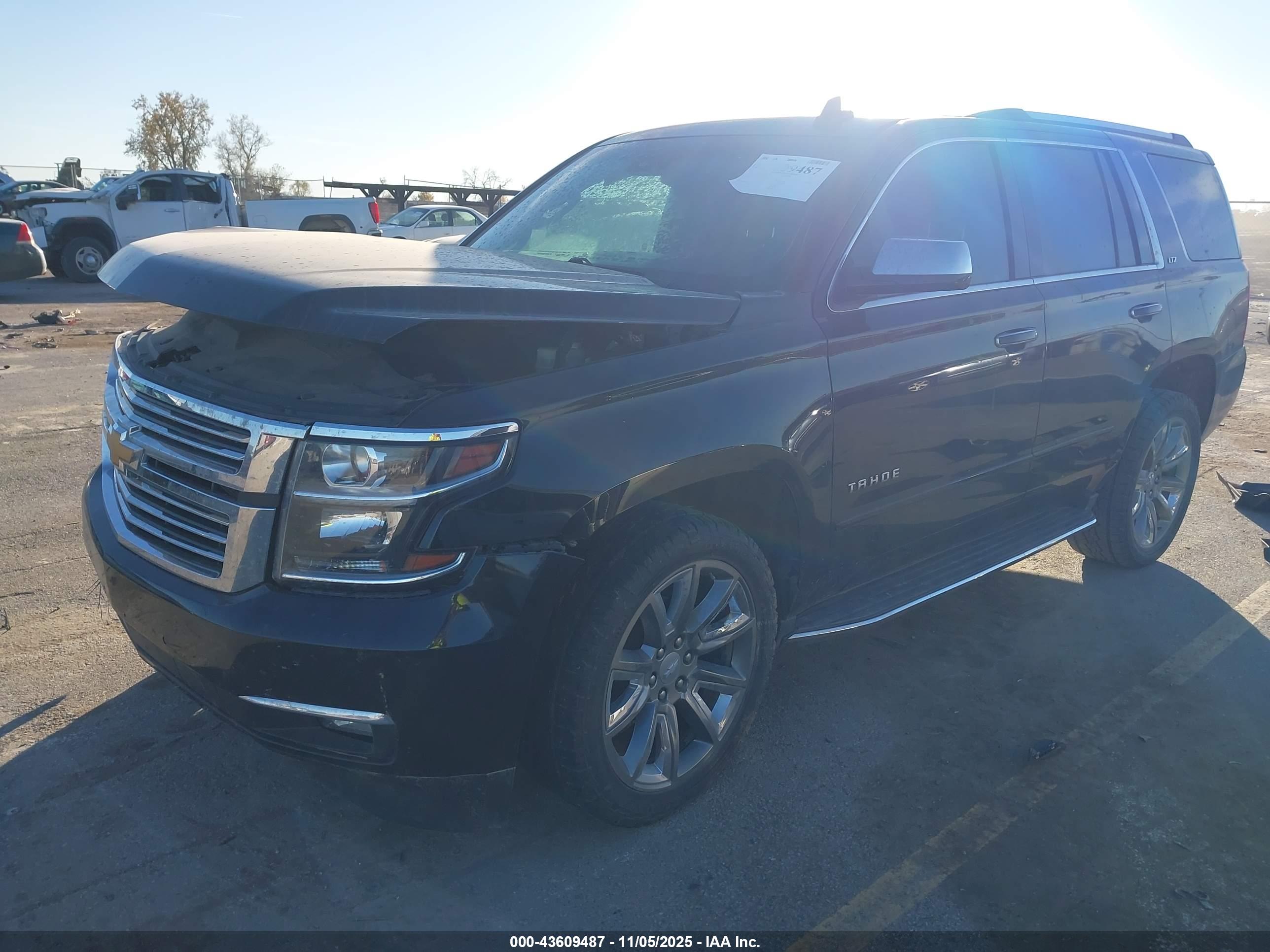 CHEVROLET TAHOE image 2