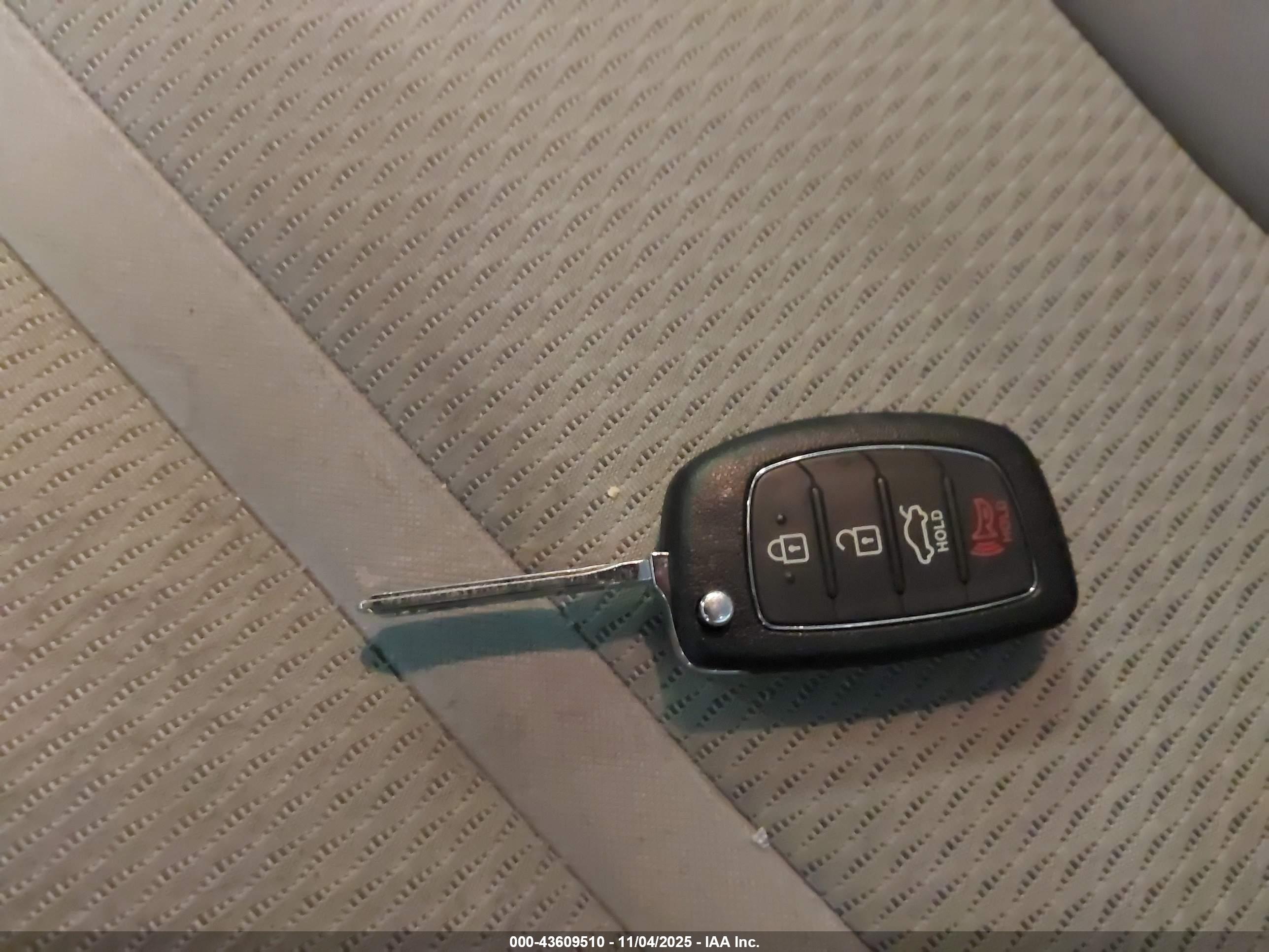 HYUNDAI SONATA image 11