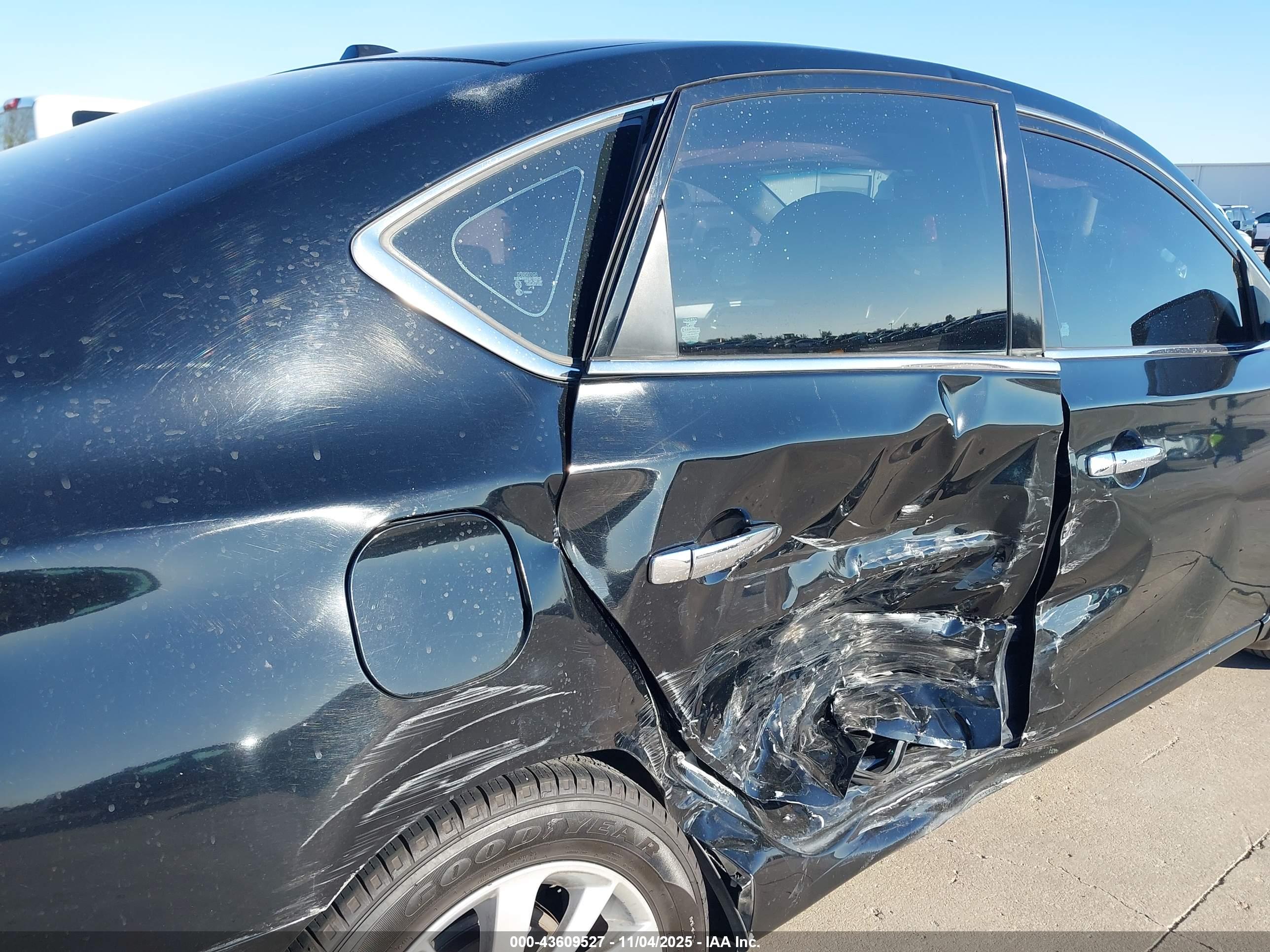 NISSAN SENTRA image 6