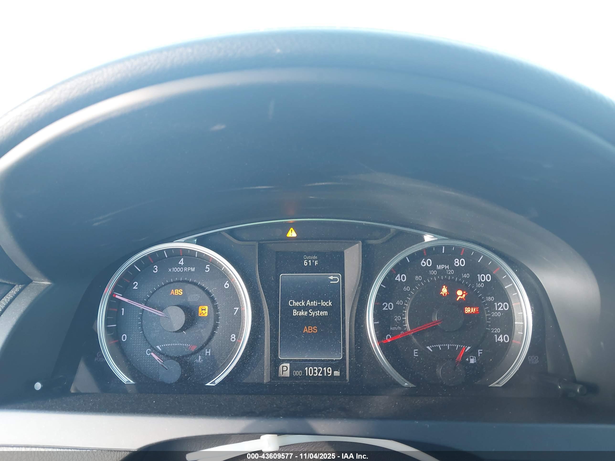 TOYOTA CAMRY image 7