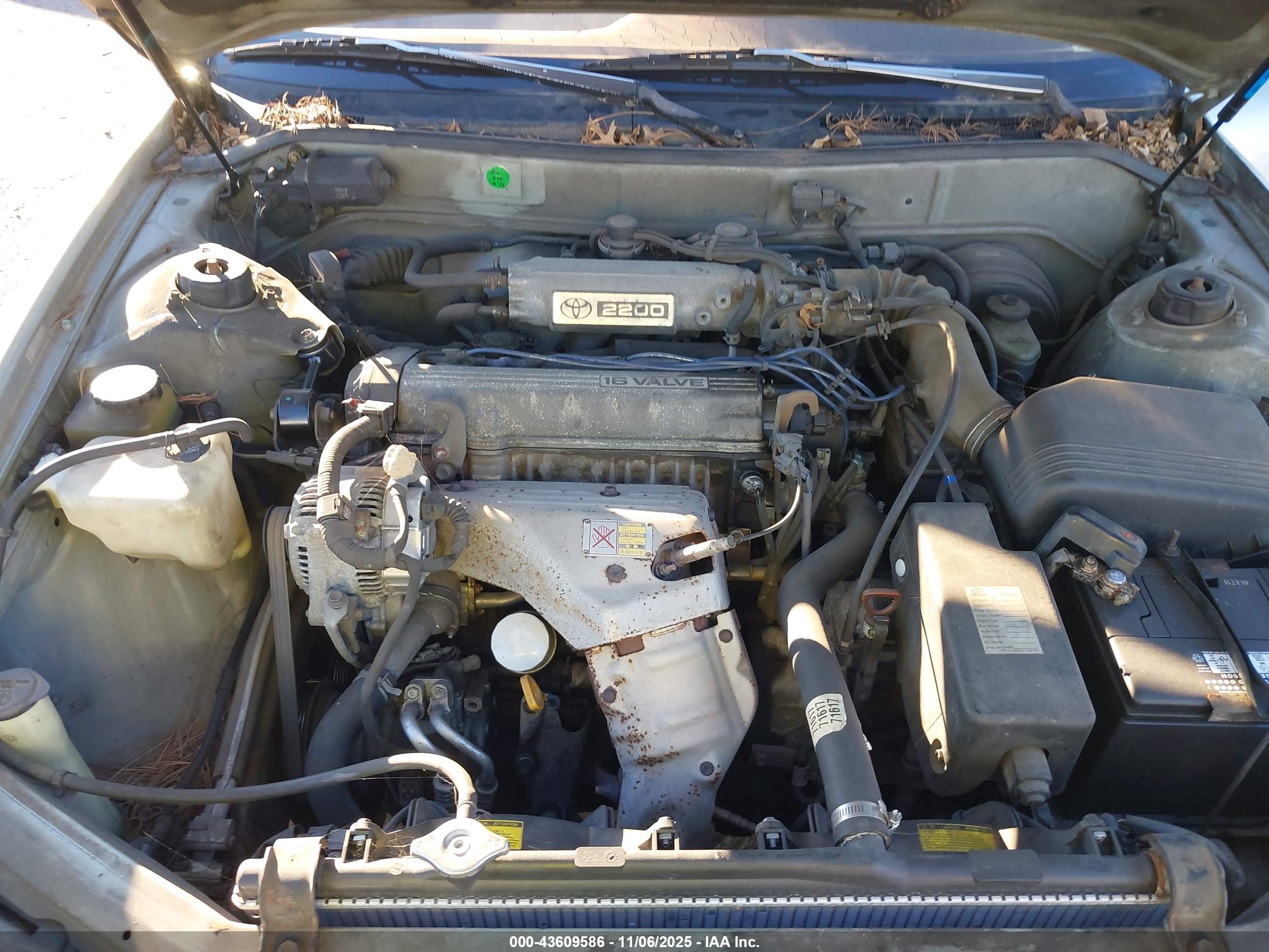 TOYOTA CAMRY image 10