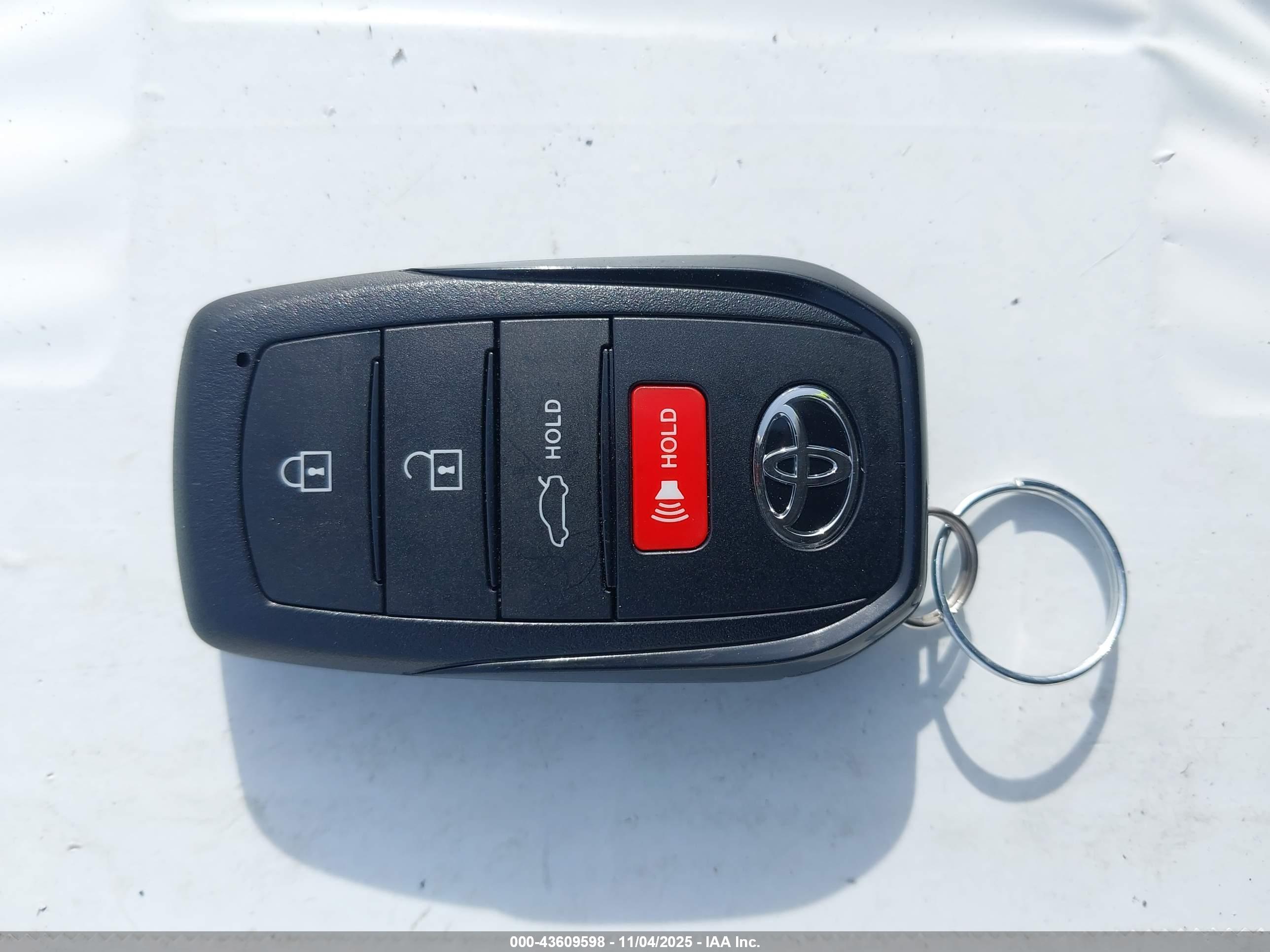 TOYOTA COROLLA image 11