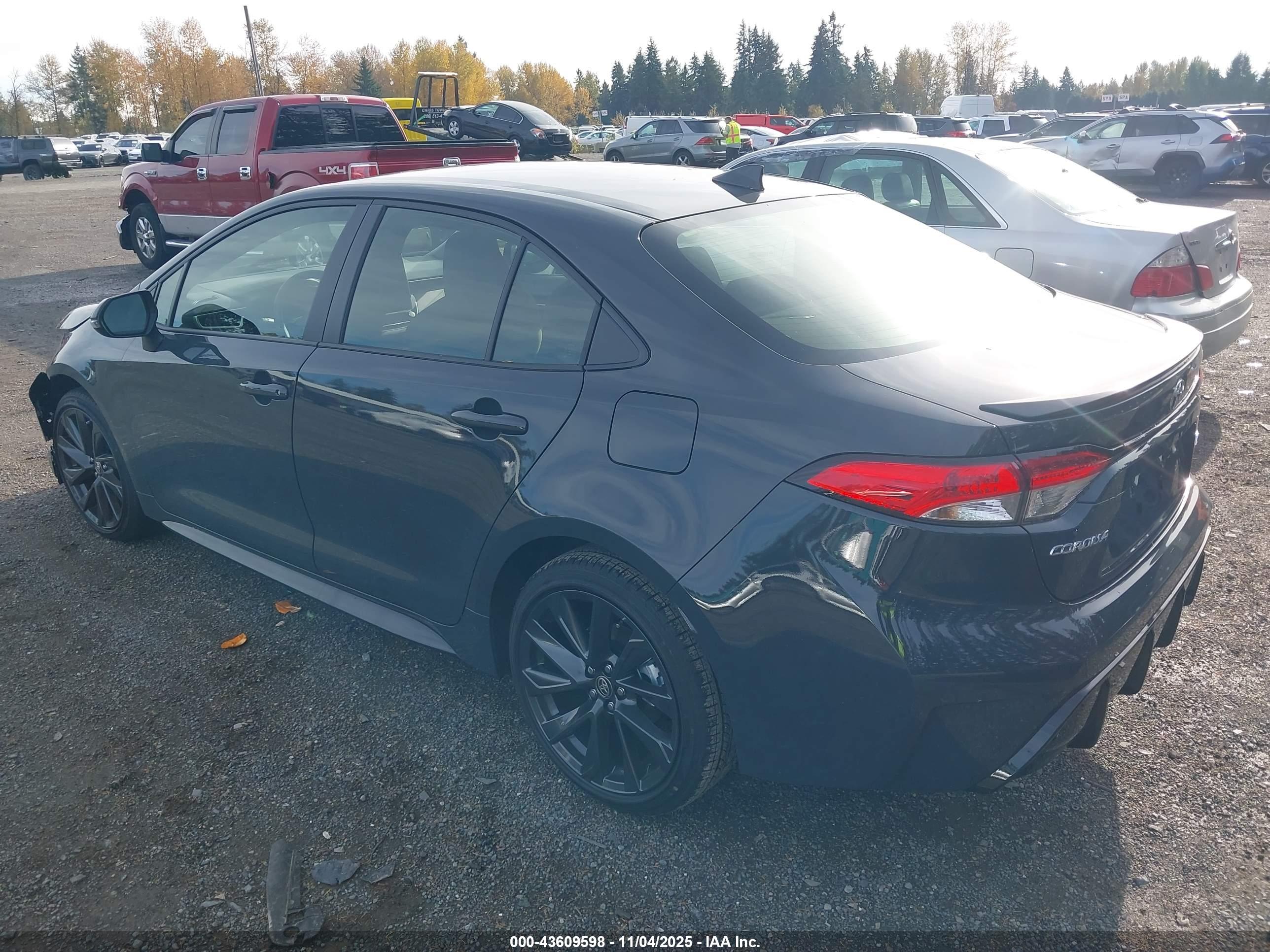 TOYOTA COROLLA image 3