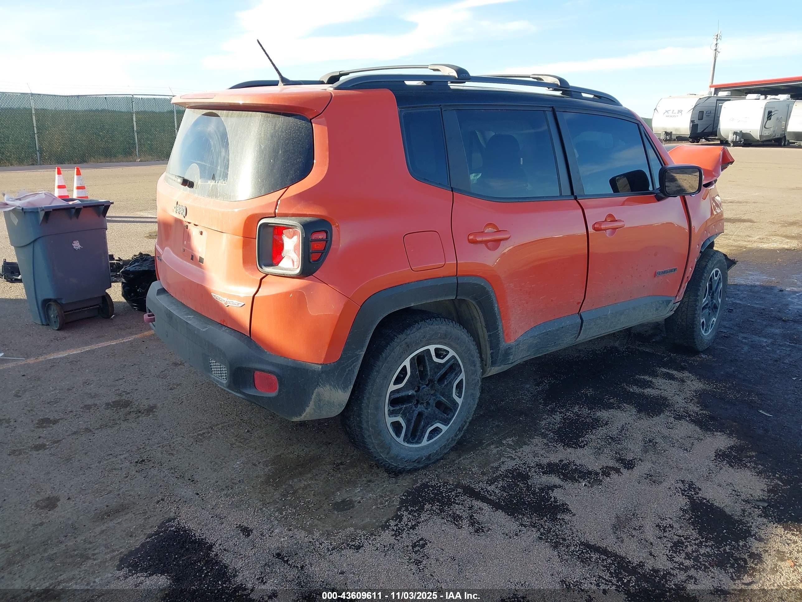 JEEP RENEGADE image 4