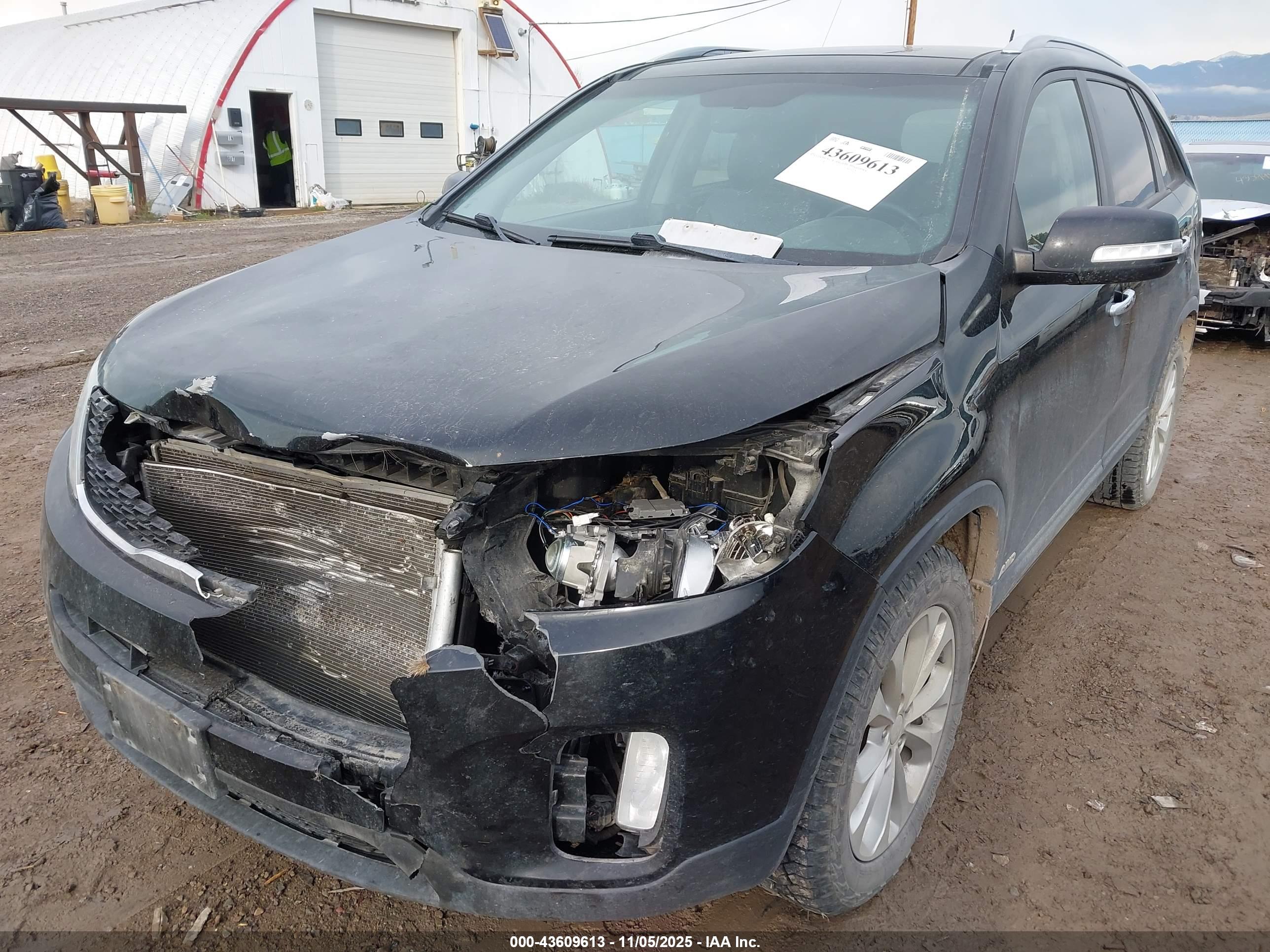 KIA SORENTO image 6