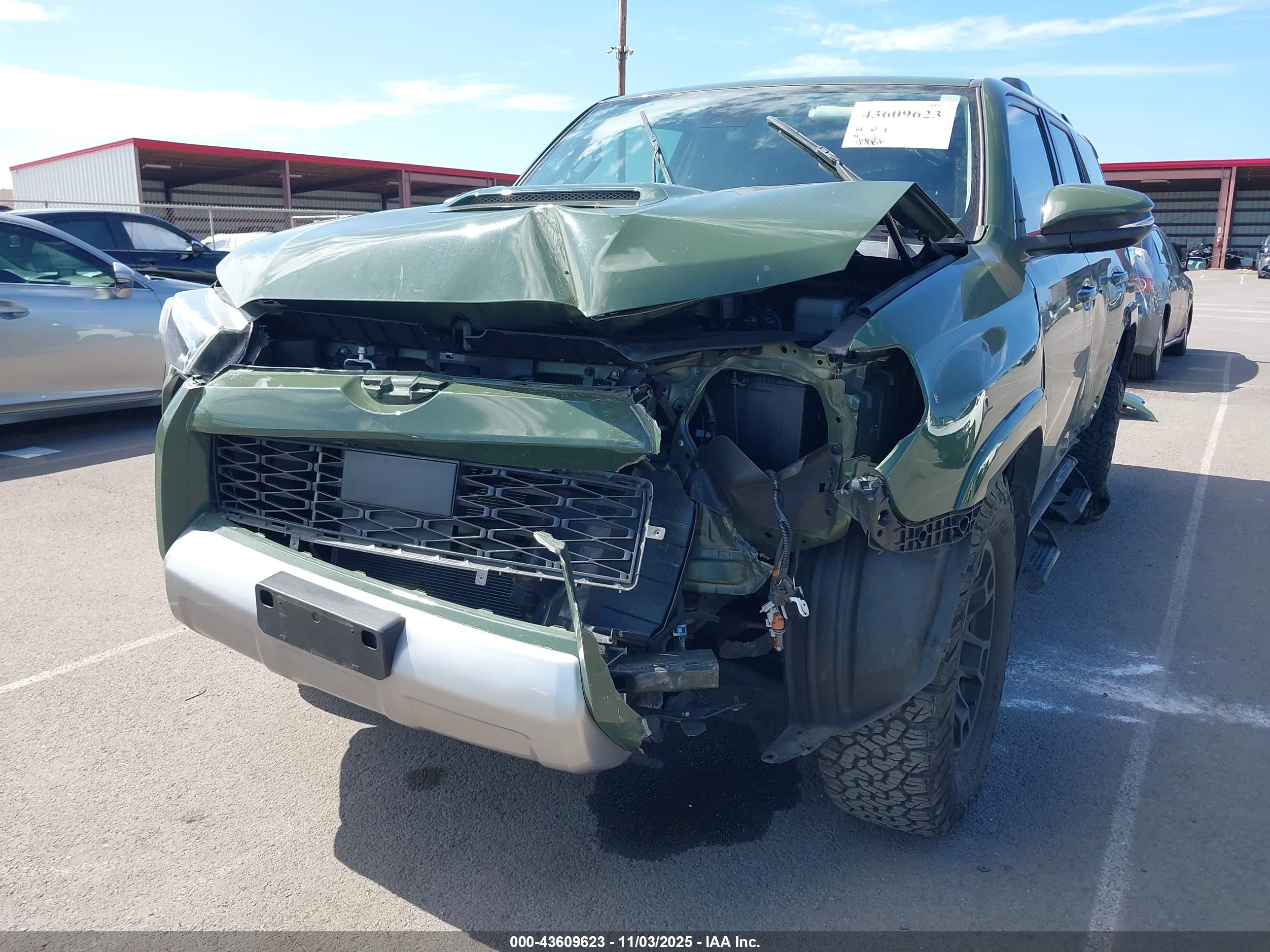 TOYOTA 4RUNNER image 6