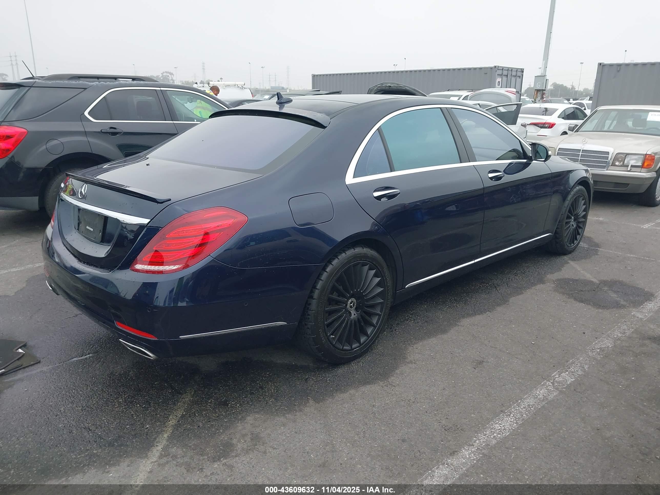 MERCEDES-BENZ S image 4