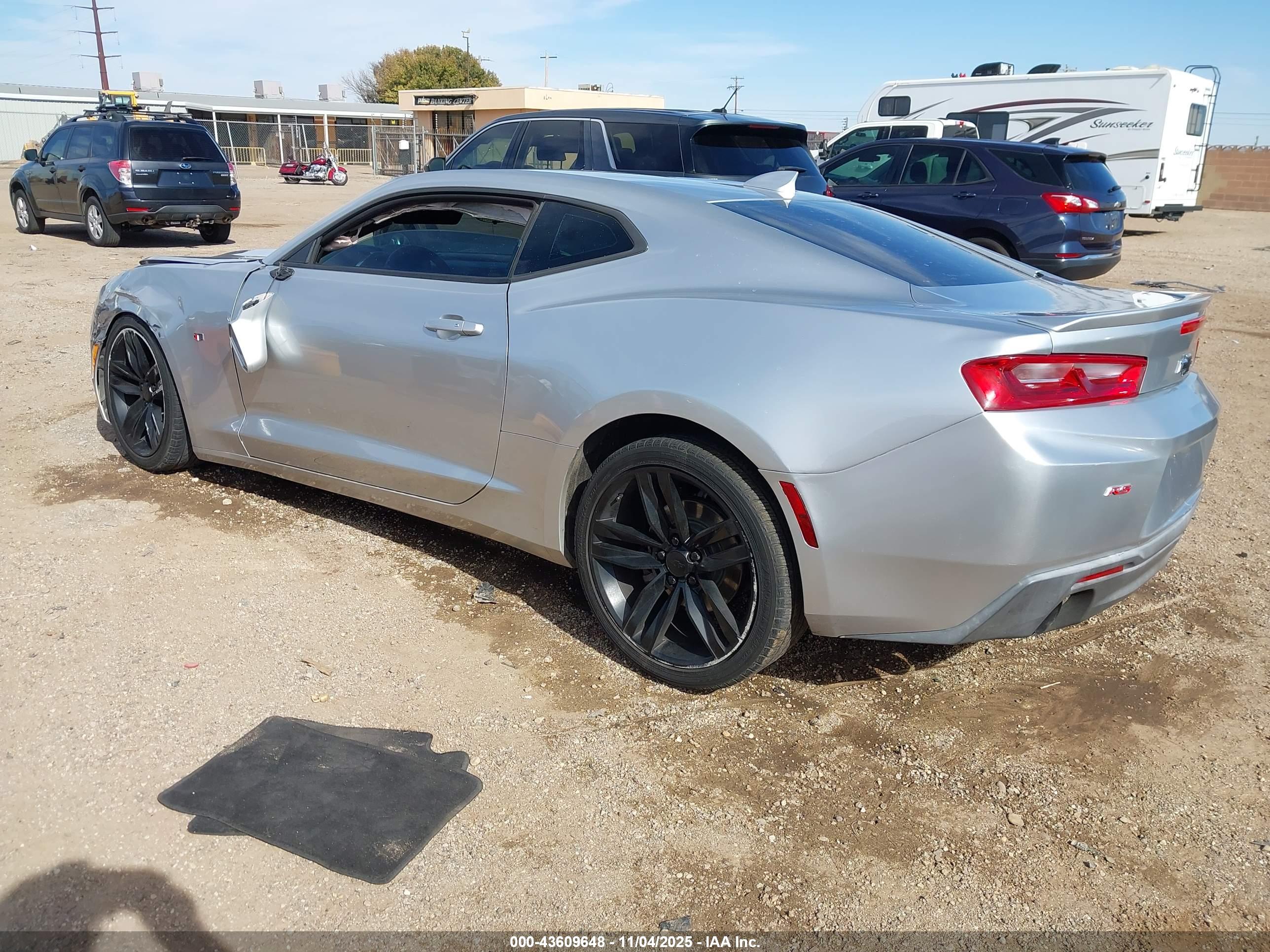 CHEVROLET CAMARO image 3