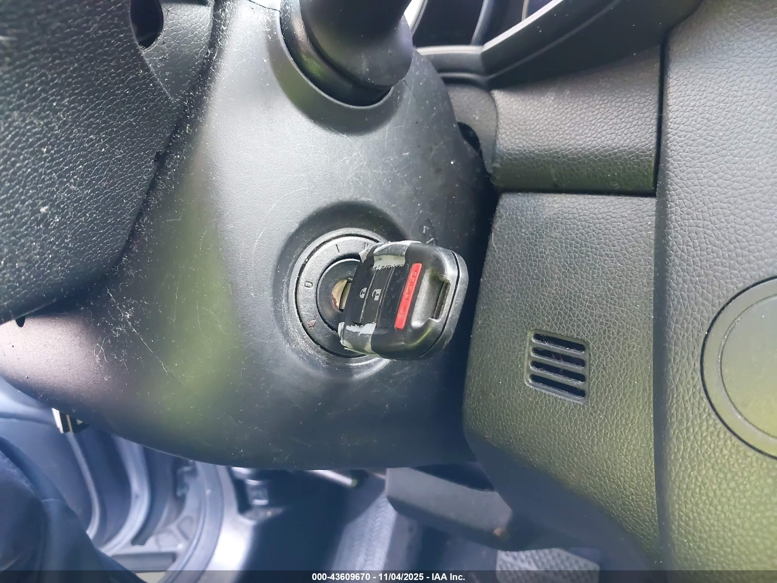 HONDA FIT image 11